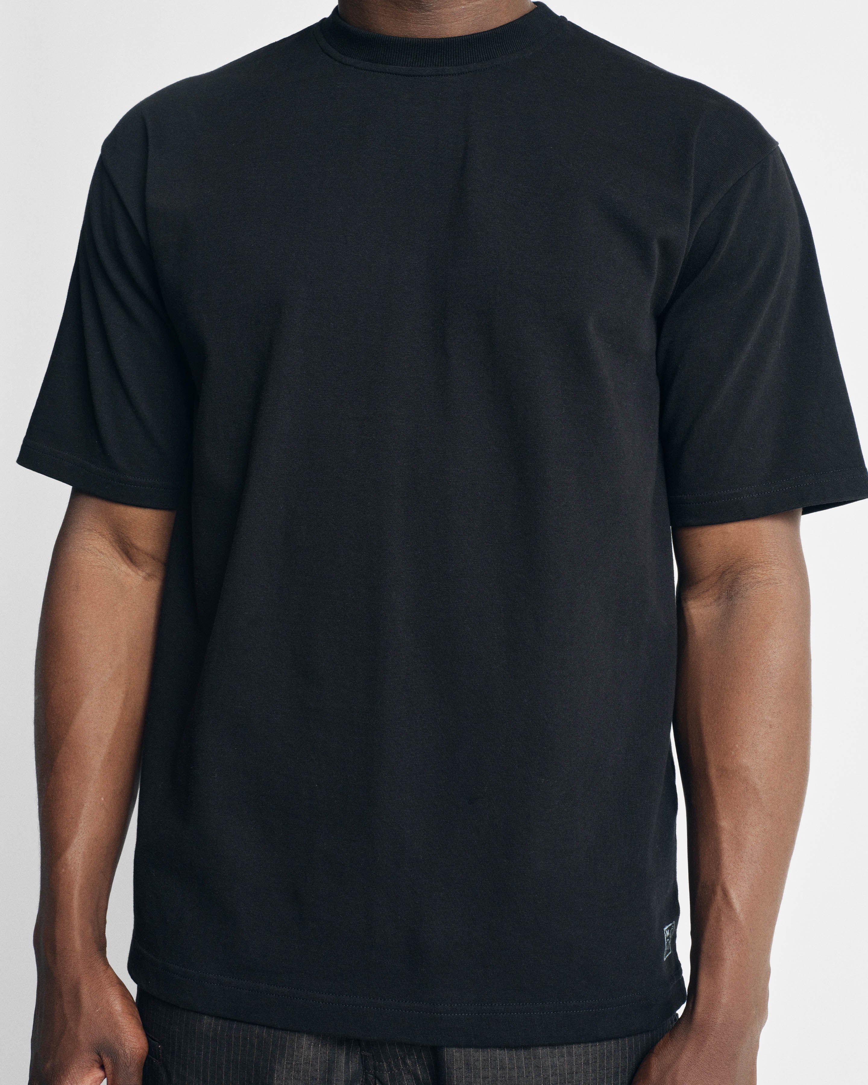 ALY TEE - BLACK 7.75 oz. ALL SEASON COTTON JERSEY