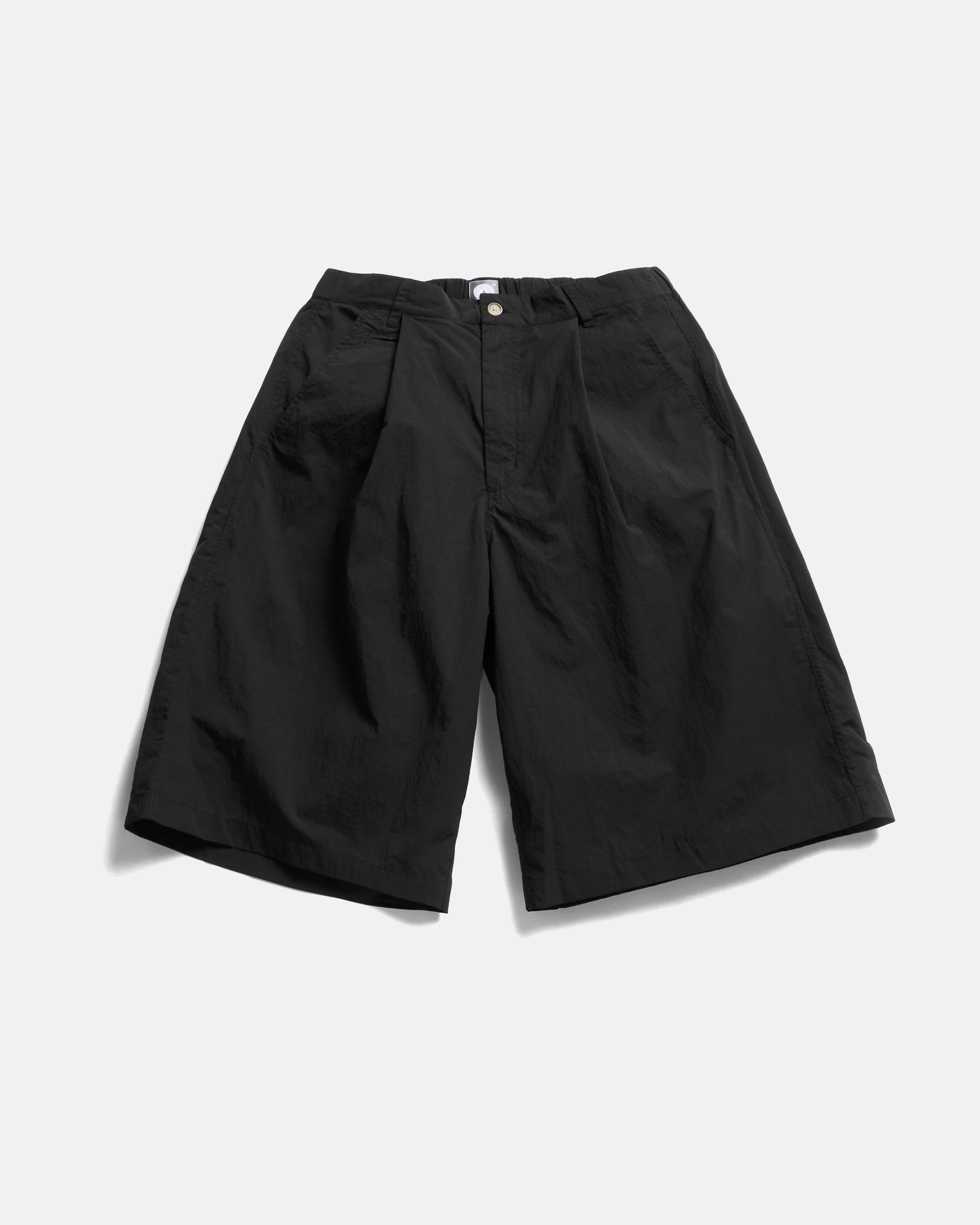 EMERY PLEATED BIG SHORTS - BLACK FEATHERWEIGHT MICRO RIPSTOP