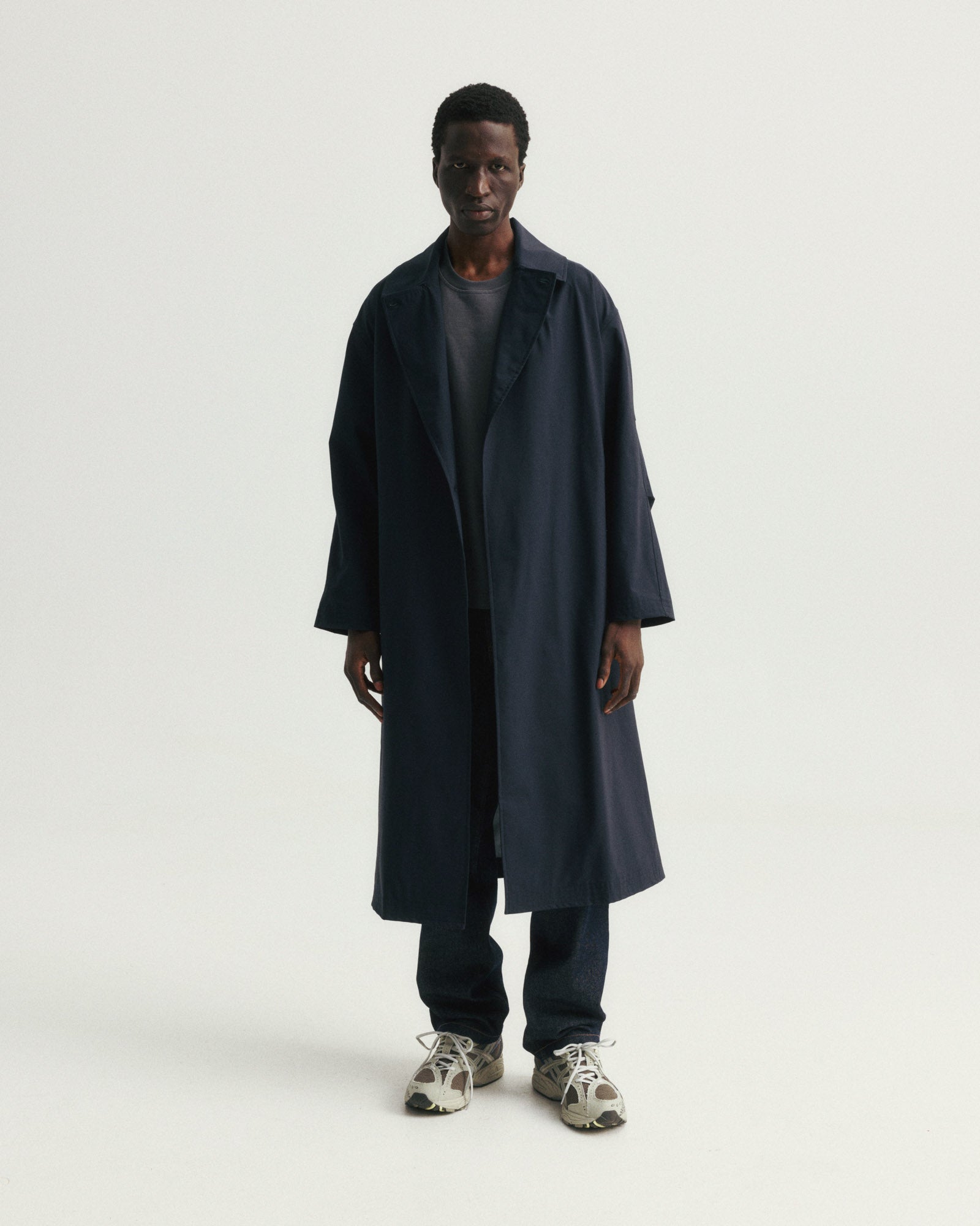 BELTED BRIDGE COAT - NOCTURN NAVY WATER-REPELLENT 3L BONDED MEMBRANE