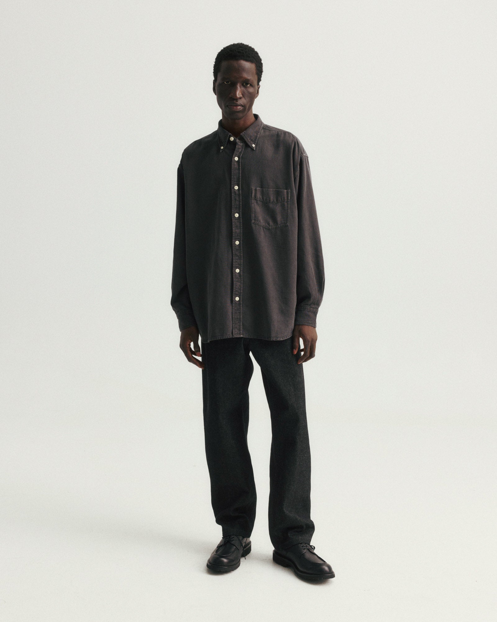 JESPER VINTAGE BUTTON DOWN SHIRT - BLACK PIGMENT DYED OXFORD CLOTH