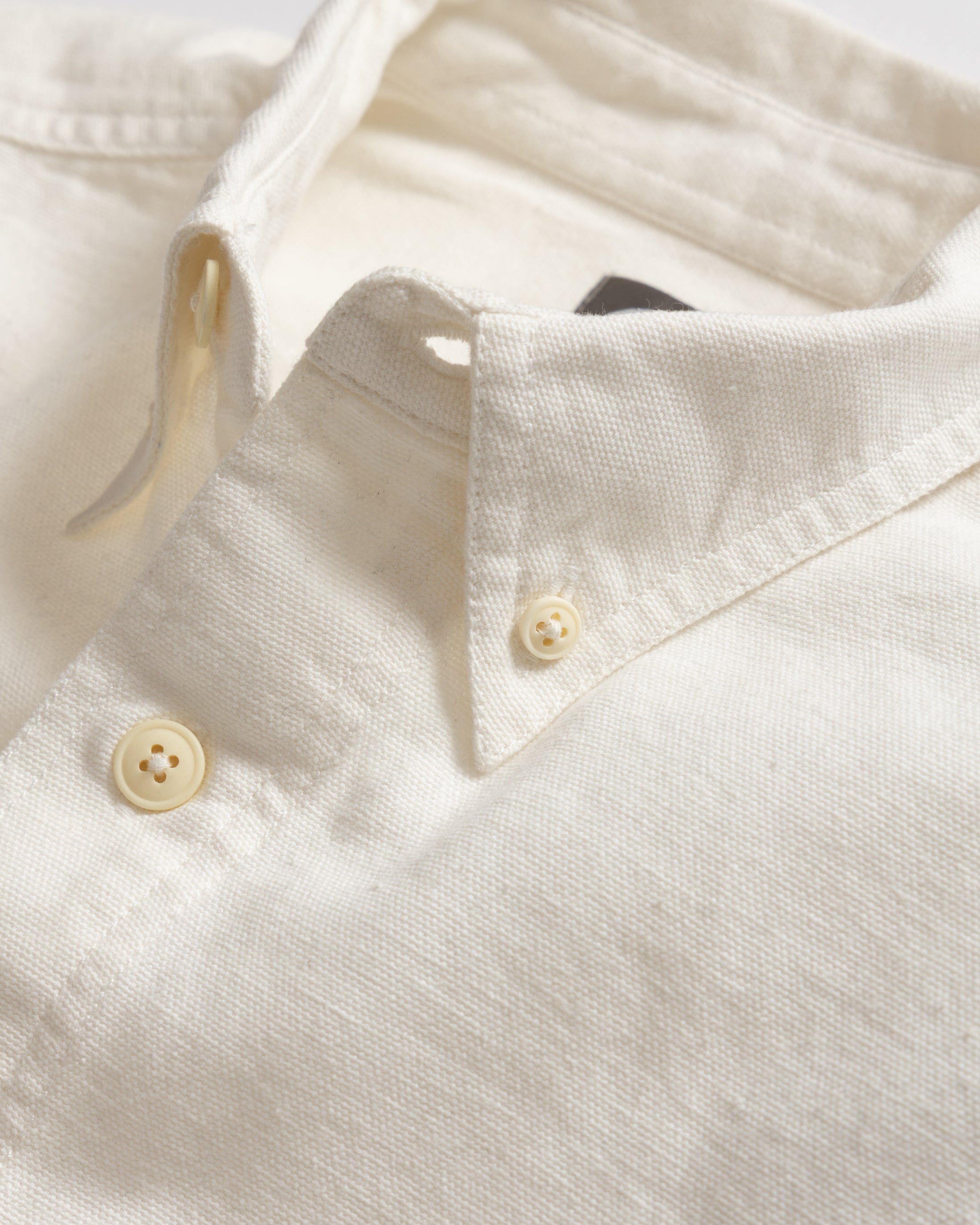 WOLF BUTTON-DOWN SHIRT - WHITE HEAVY OXFORD CLOTH
