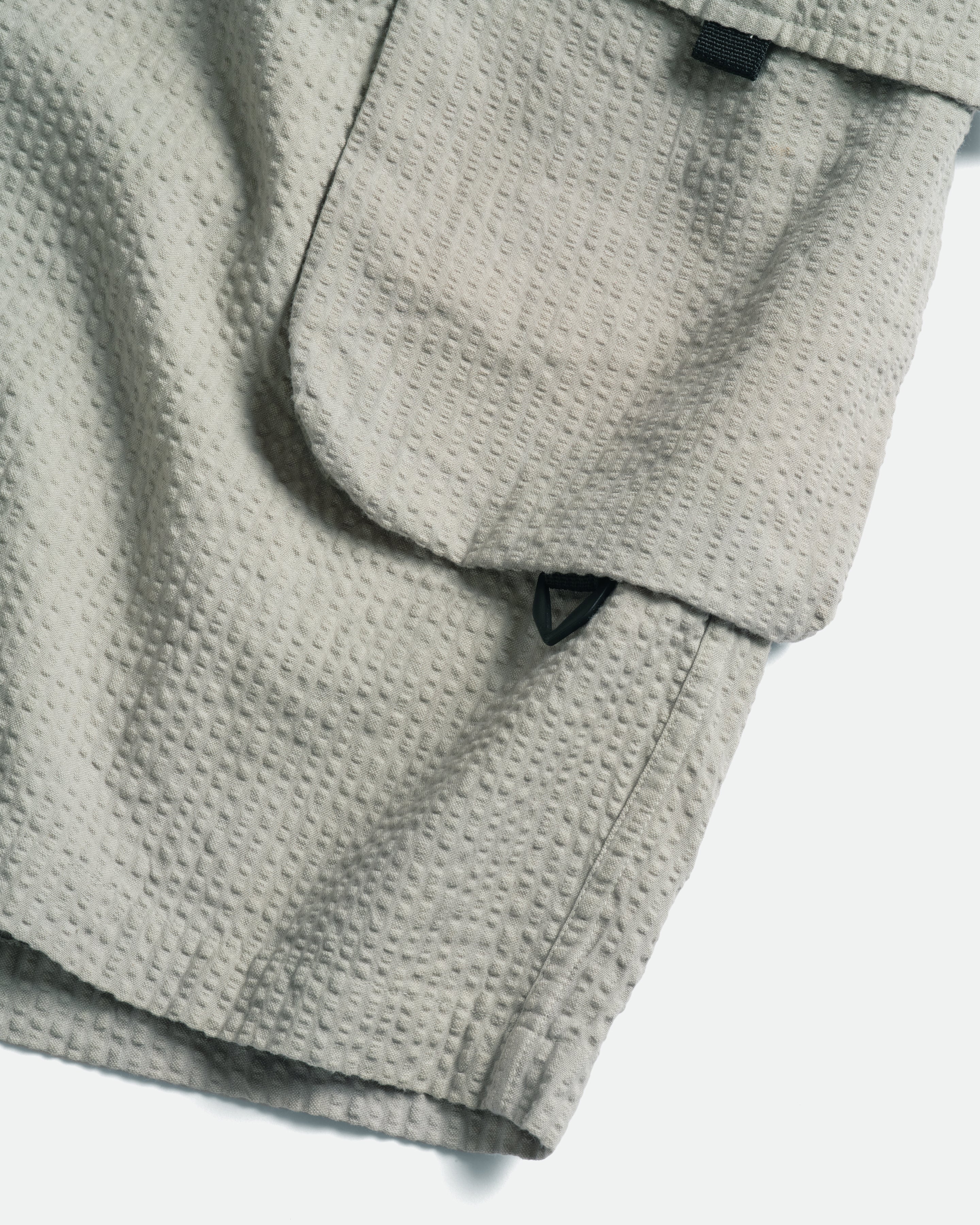 VETTI UTILITY SHORTS - TONAL LUNAR ROCK GREEN COTTON SEERSUCKER