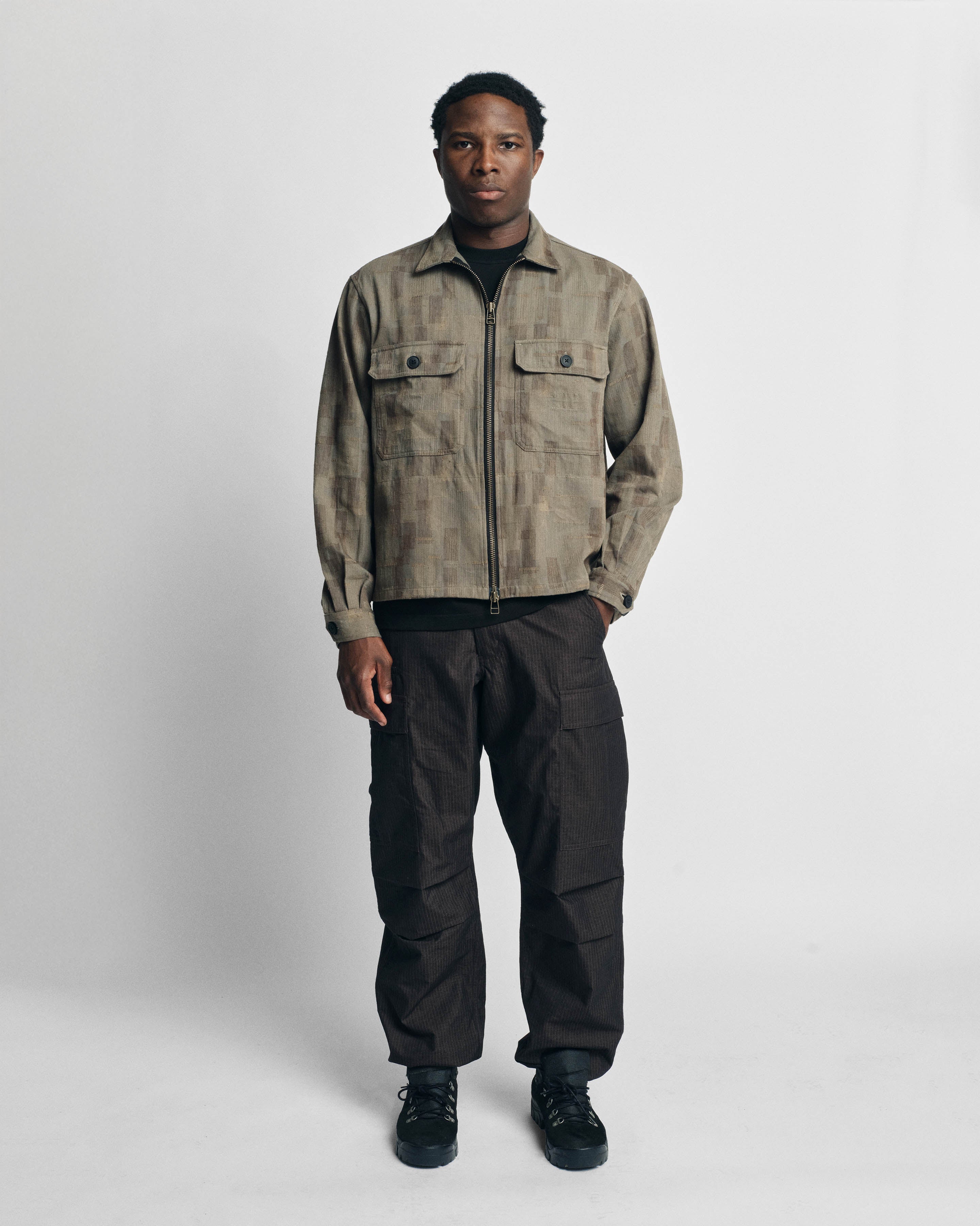 FULL ZIP CALEB SHIRT - MULLED BASIL / COVERT GREEN / BLACK SCATTER EMBROIDERED HBT MIL-SPEC COTTON