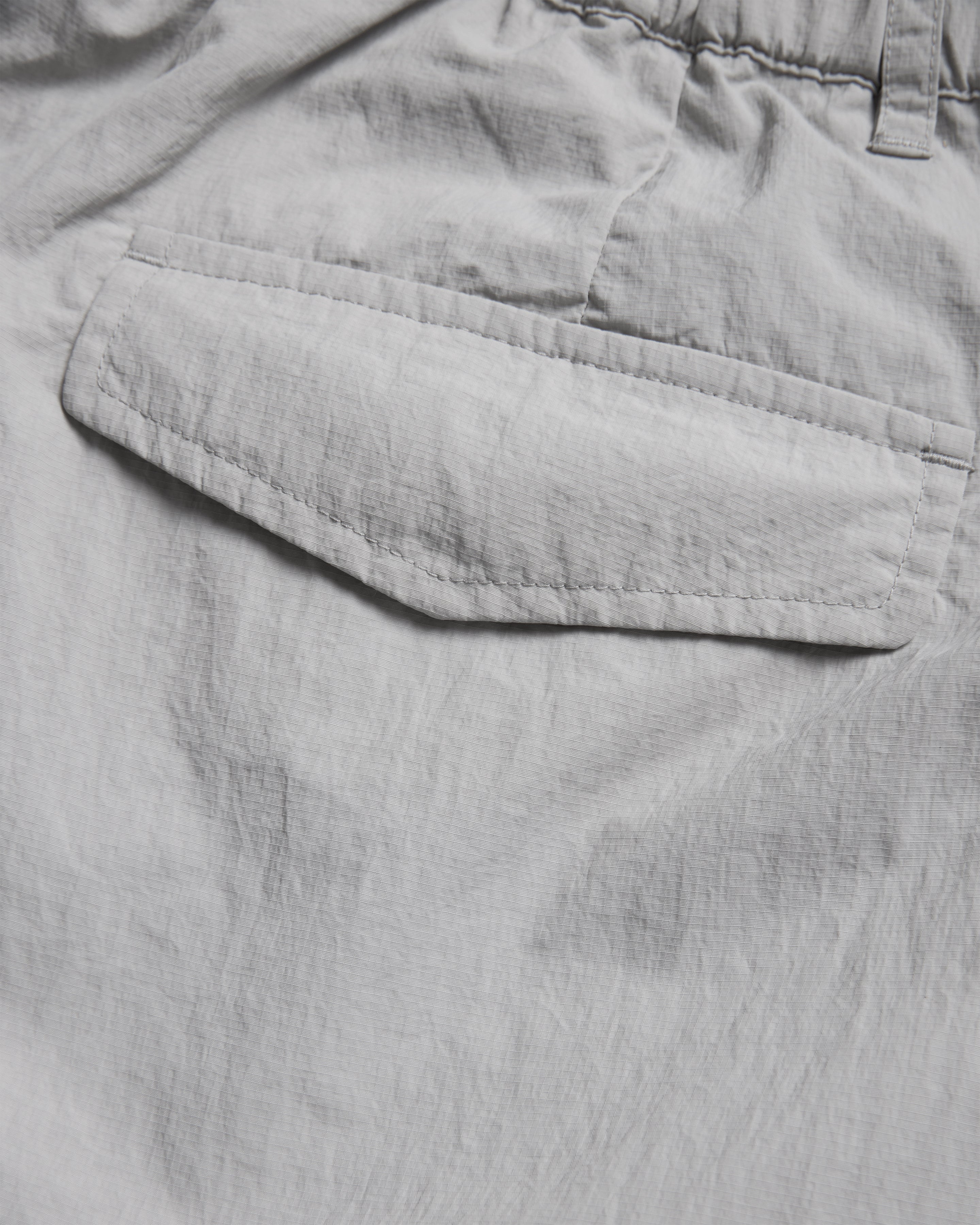 EMERY PLEATED BIG SHORTS - FOG GRAY FEATHERWEIGHT MICRO RIPSTOP NYLON