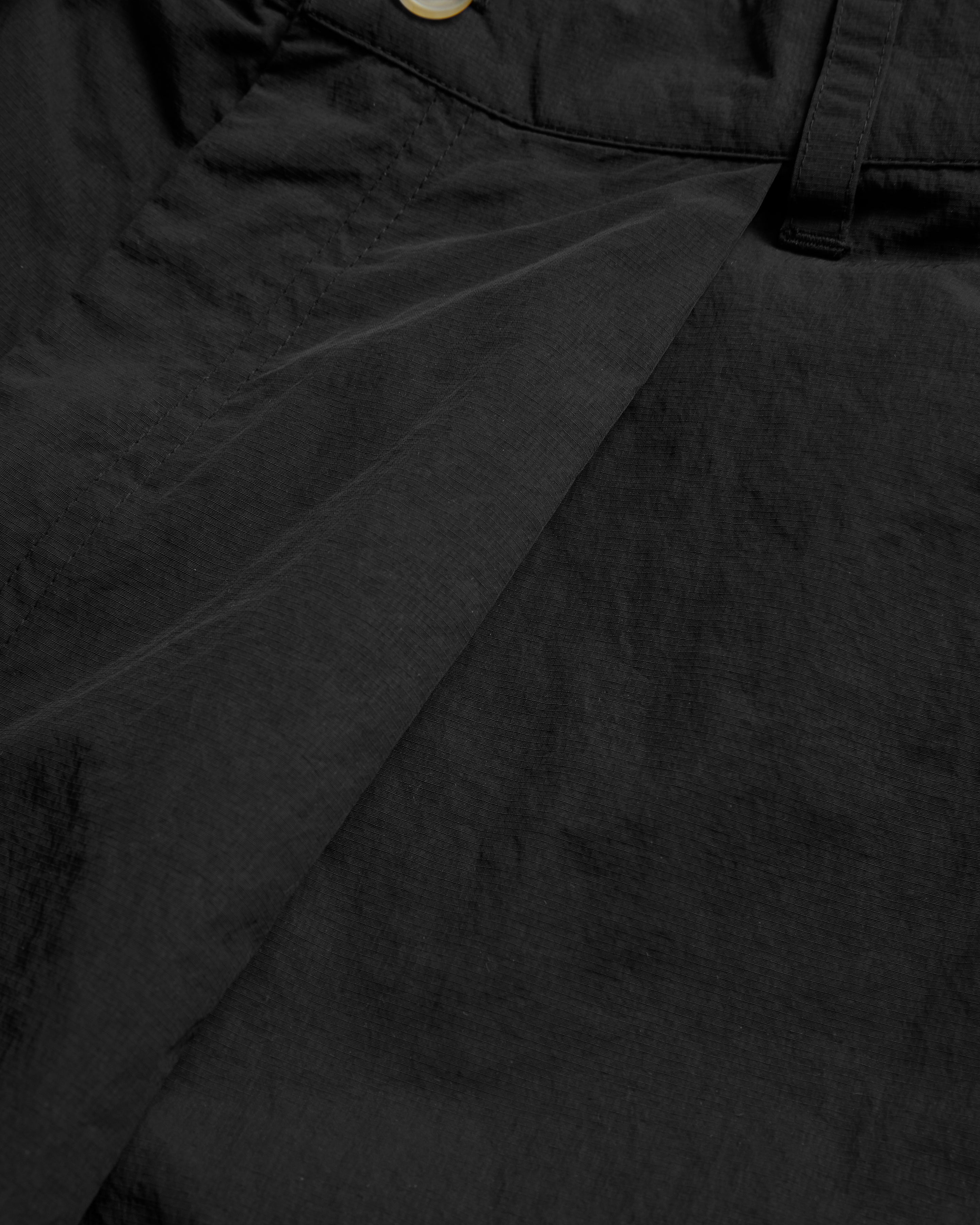 EMERY PLEATED BIG SHORTS - BLACK FEATHERWEIGHT MICRO RIPSTOP NYLON