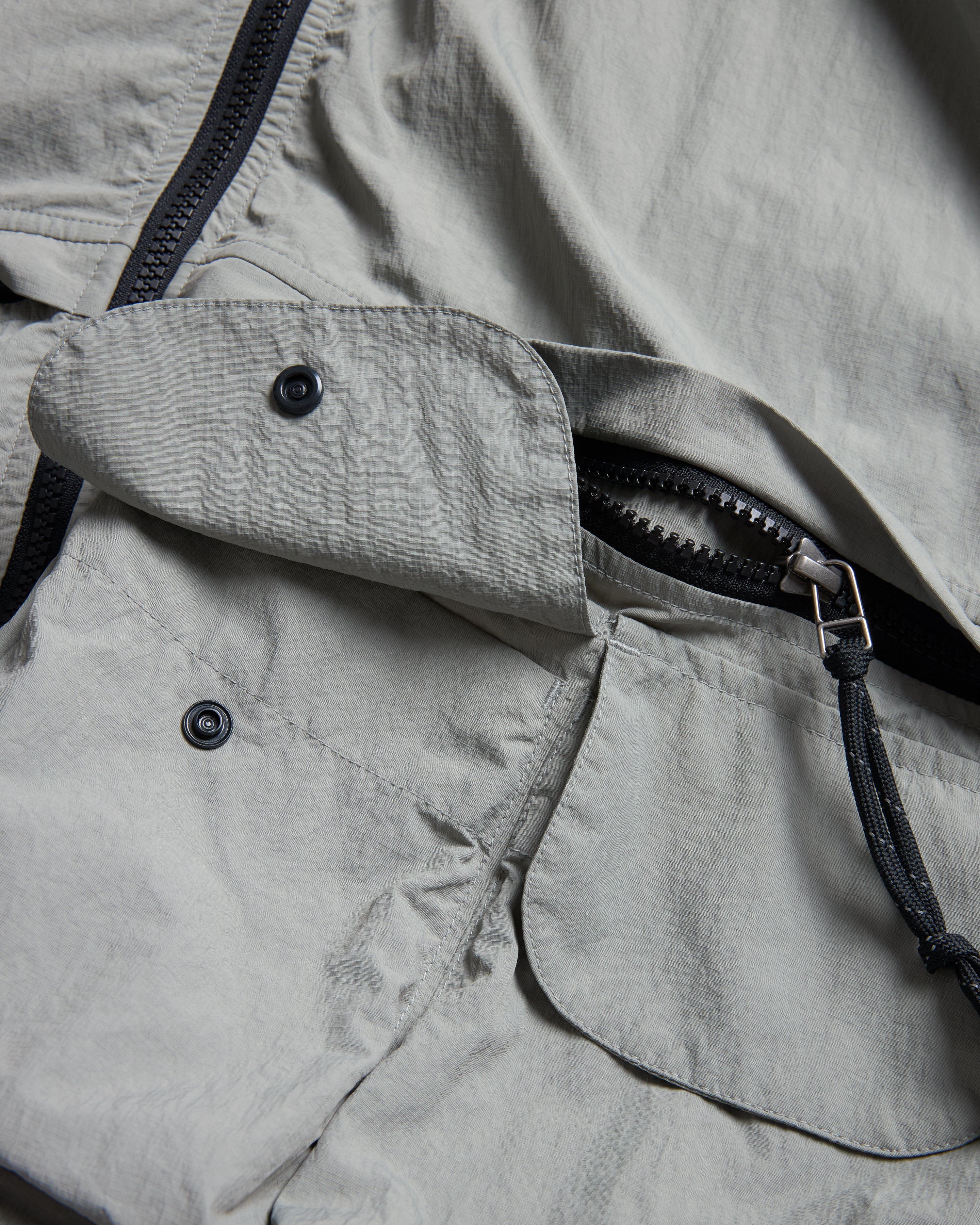 BANKS 2.0 UTILITY JACKET WITH REMOVABLE HOOD - LUNAR ROCK FEATHERWEIGHT MICRO RIPSTOP NYLON