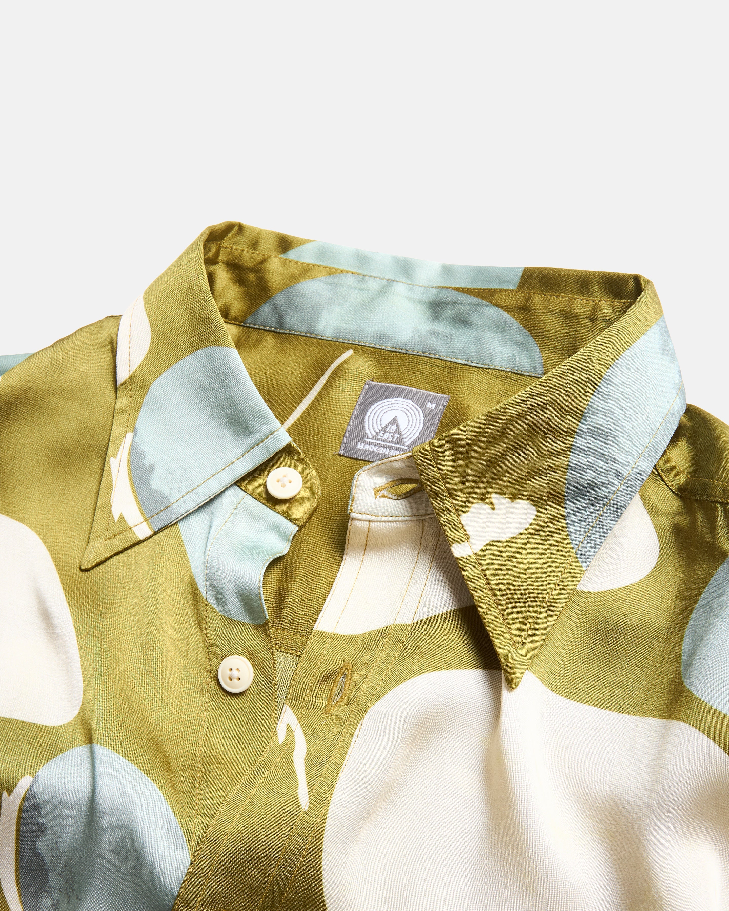 ELLIS VINTAGE LONG POINT COLLAR SHIRT - OLIVE MOSS RIVERBED ROCKS PRINTED VEGAN SILK