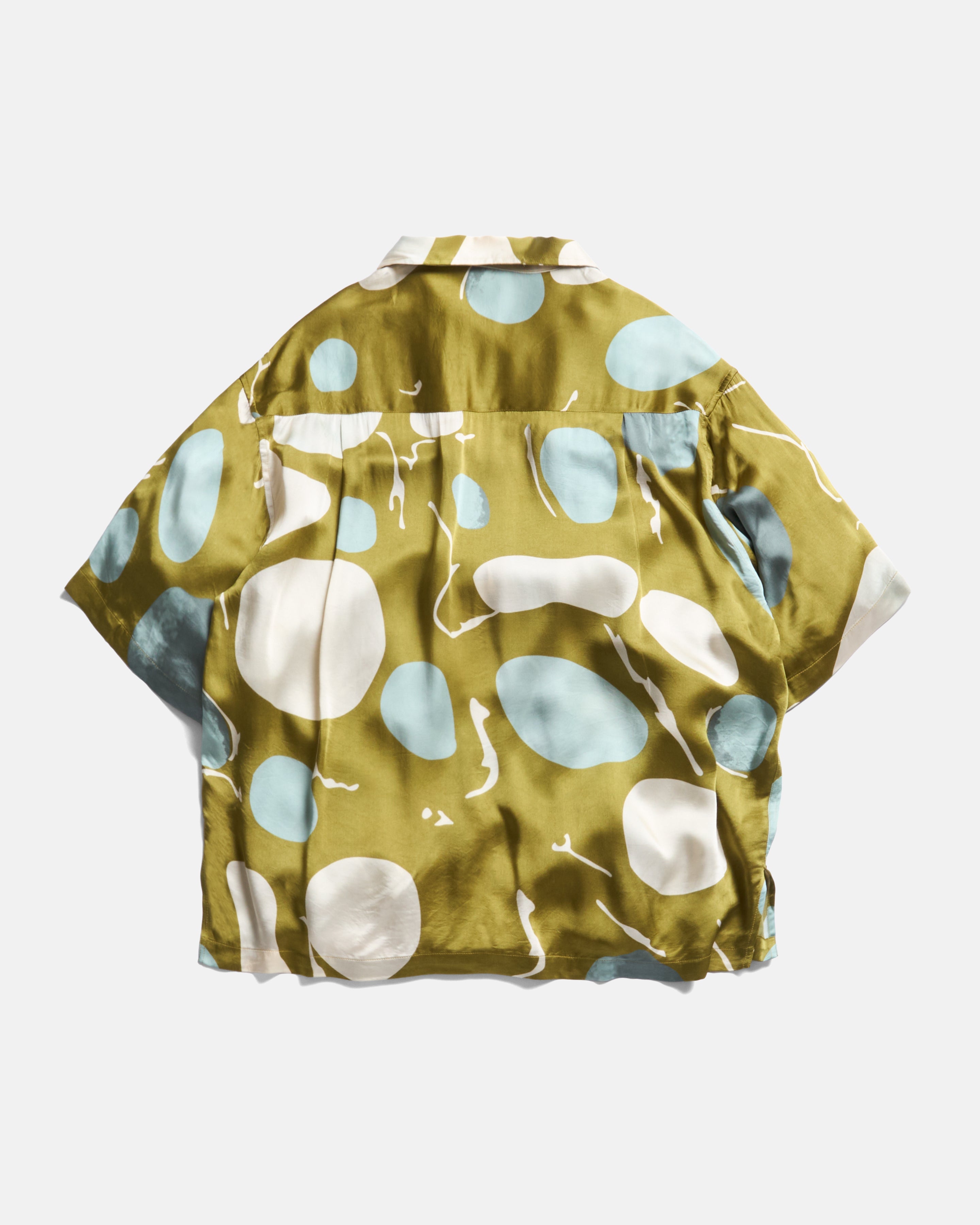 SS WES SHIRT - OLIVE MOSS RIVERBED ROCKS PRINTED VEGAN SILK