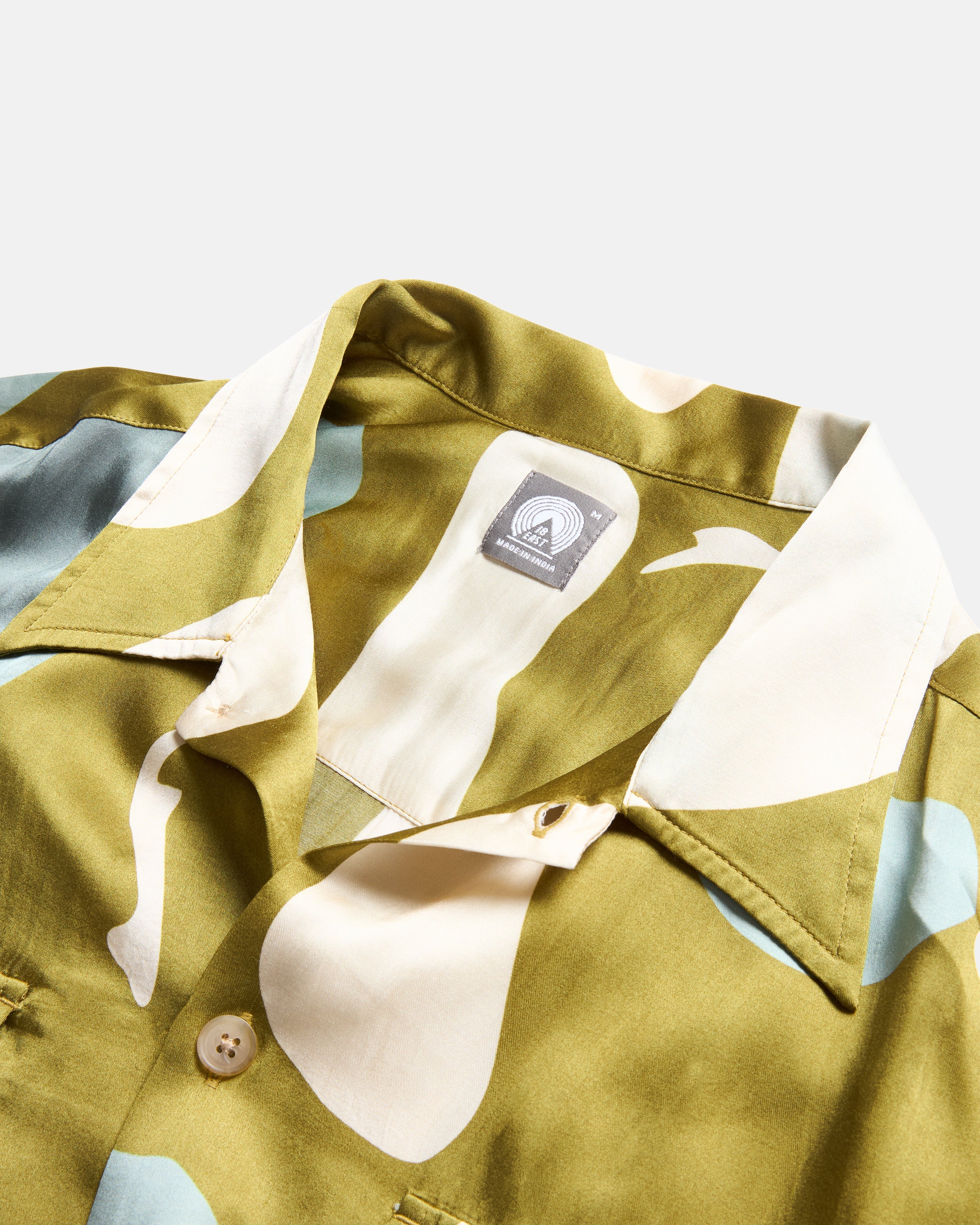 SS WES SHIRT - OLIVE MOSS RIVERBED ROCKS PRINTED VEGAN SILK