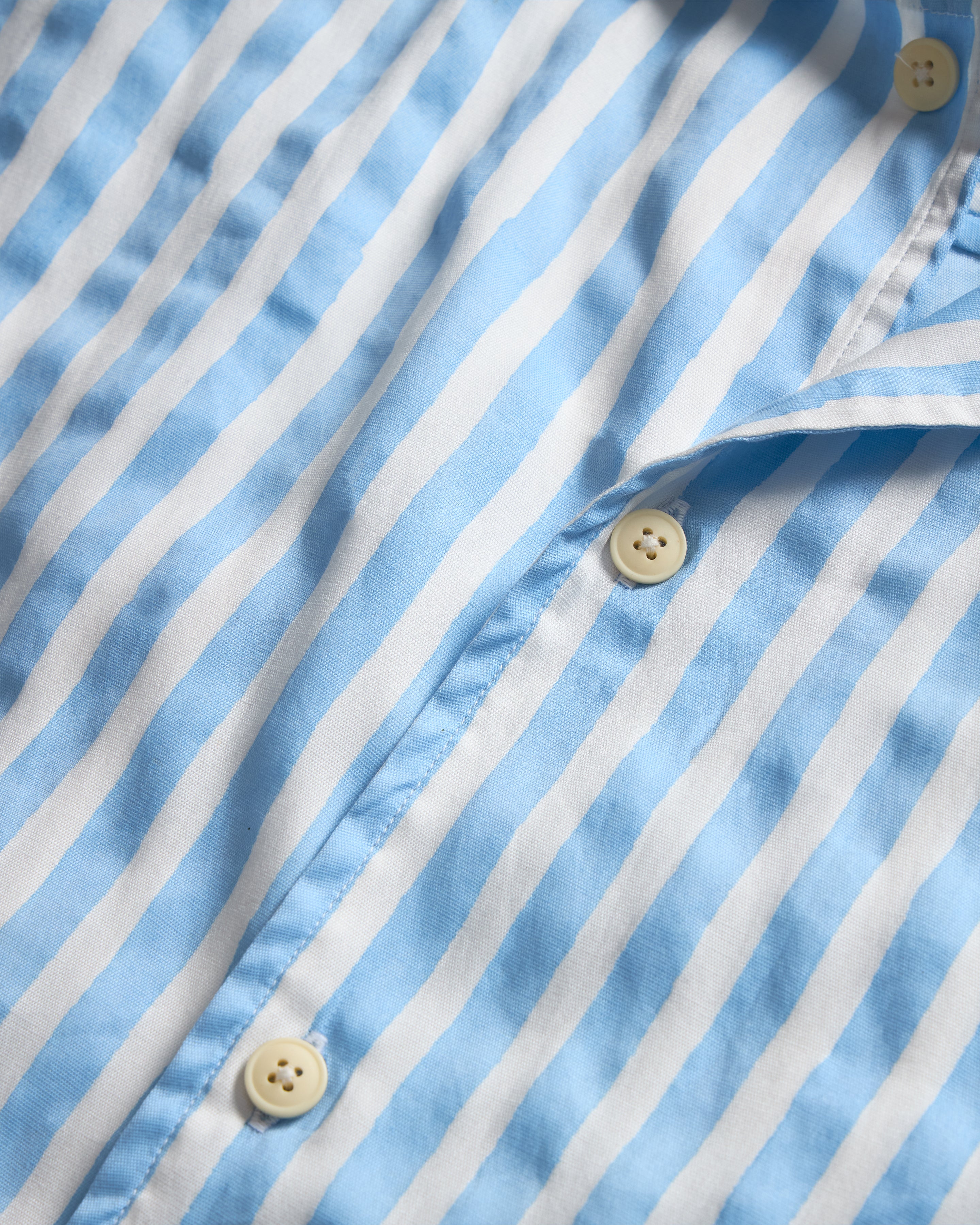 DORMIRE PYJAMA SHIRT - ECRU / WASHED INDIGO HAND-BLOCKPRINTED SUVIN COTTON