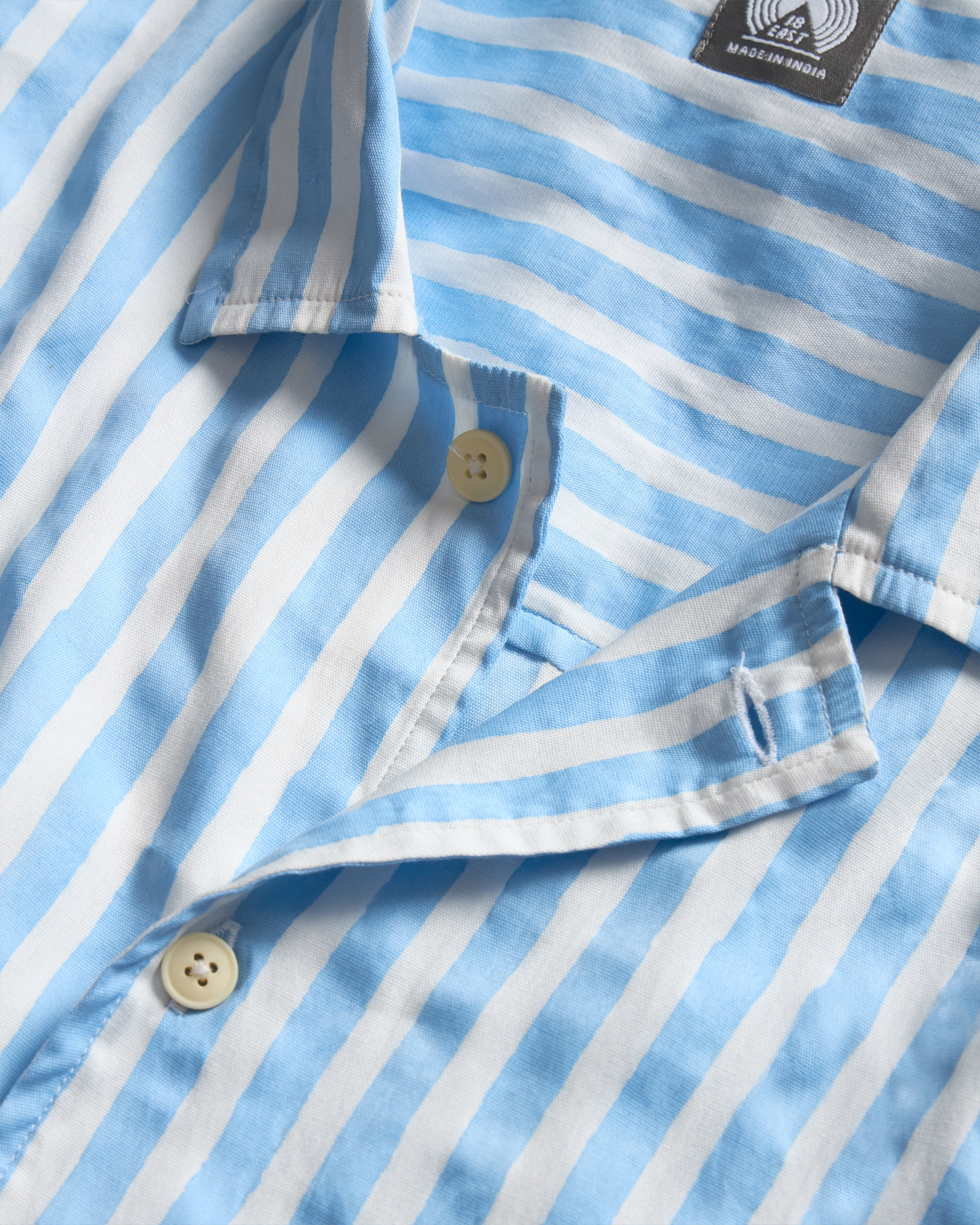 DORMIRE PYJAMA SHIRT - ECRU / WASHED INDIGO HAND-BLOCKPRINTED SUVIN COTTON