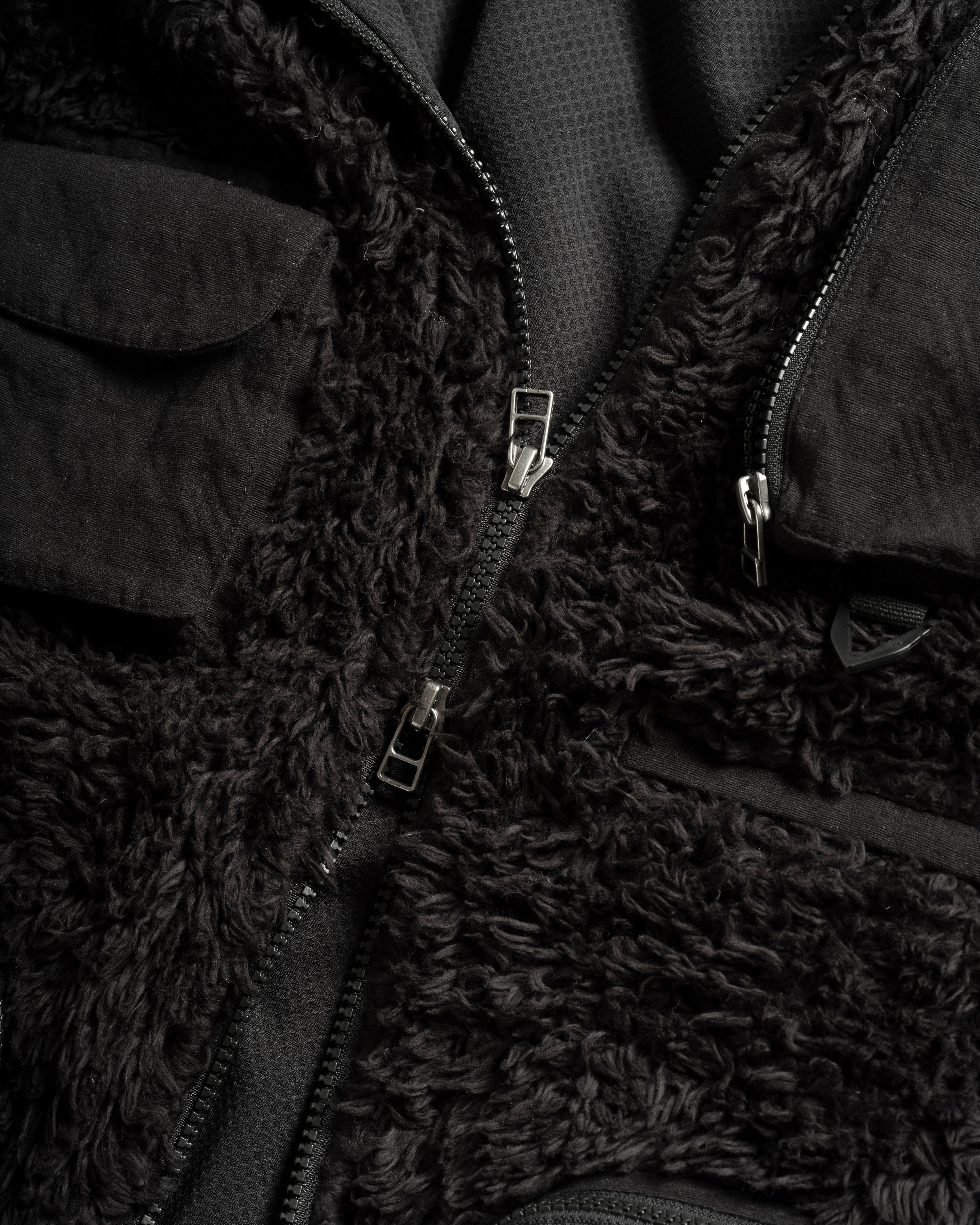 BANKS UTILITY FLEECE - BLACK ORGANIC ORGANIC COTTON SHERPA AND DOUBLE WEAVE JACQUARD COTTON