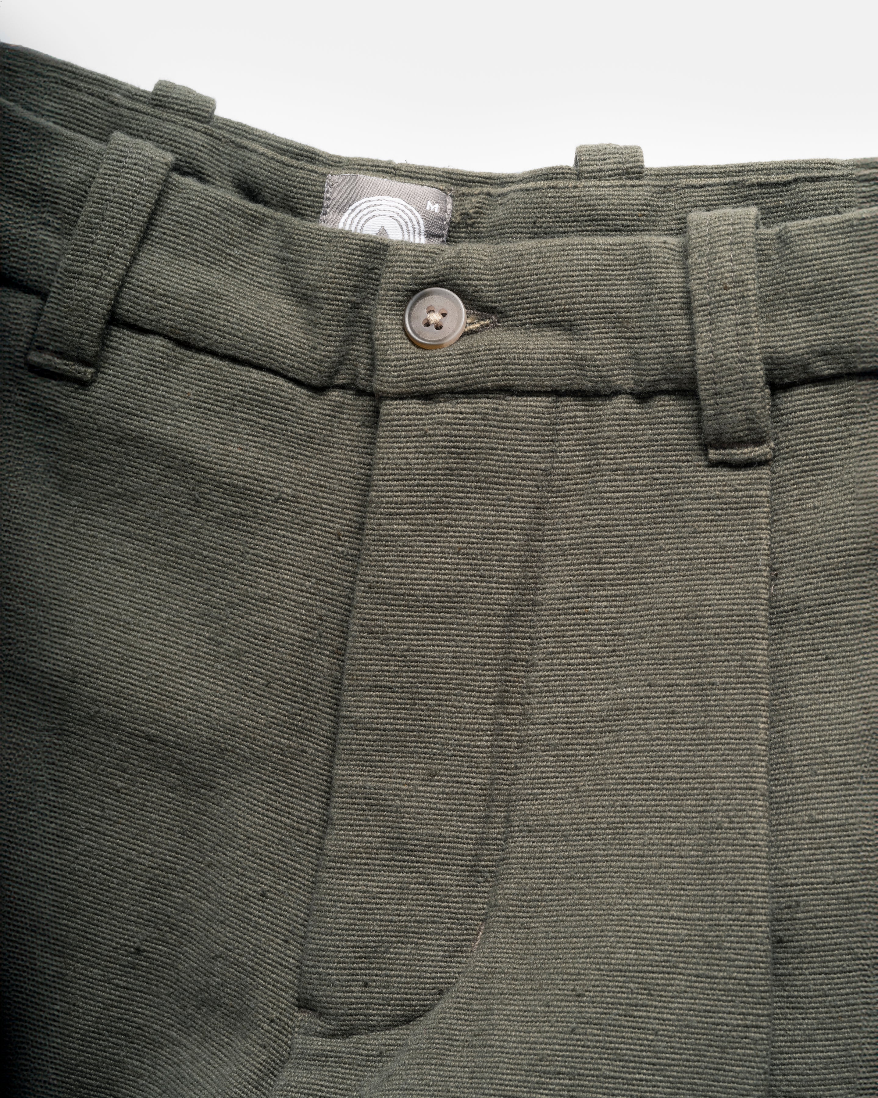 JIAN SINGLE PLEAT PANT - RIFLE GREEN HANDSPUN COTTON CANVAS