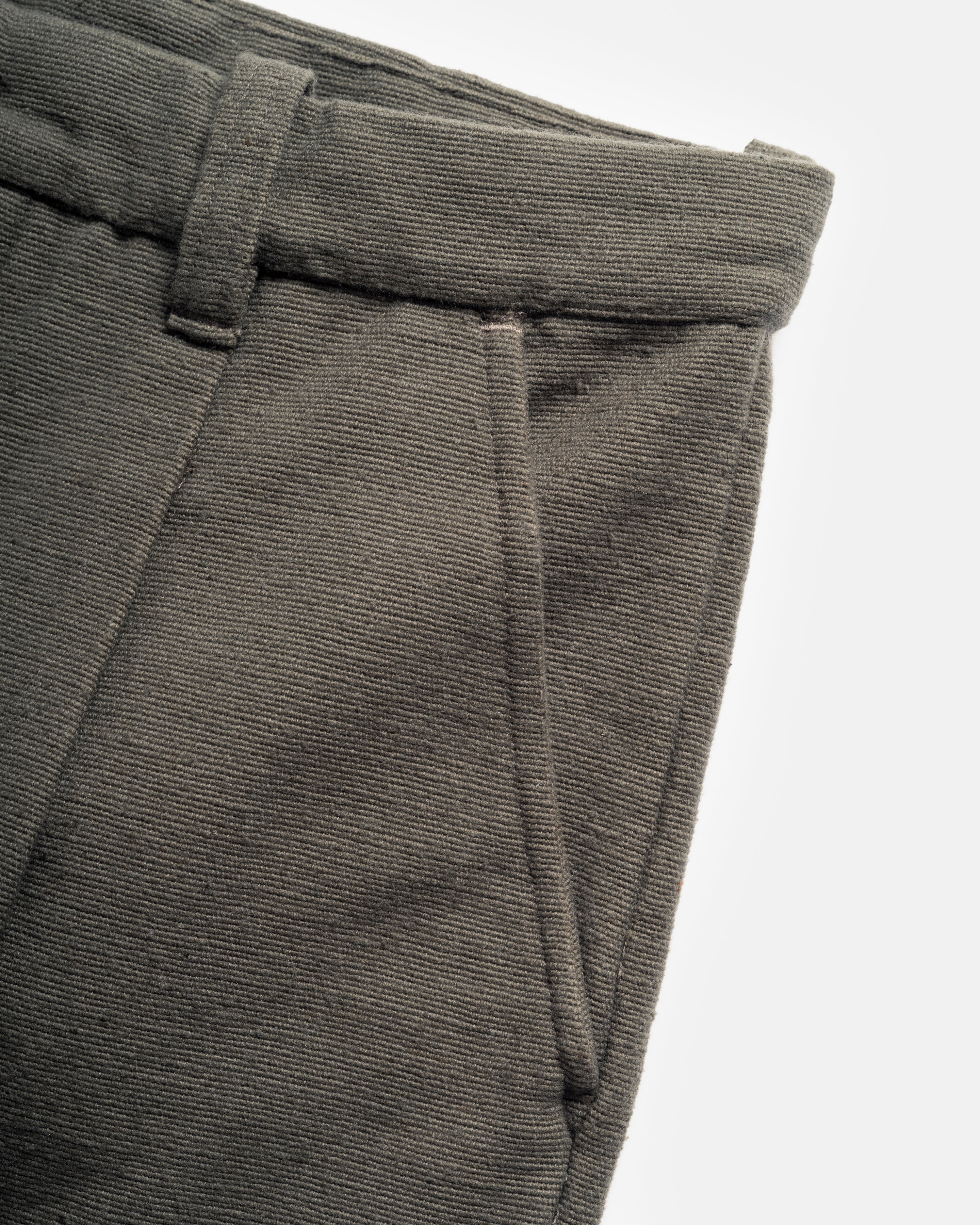 JIAN SINGLE PLEAT PANT - RIFLE GREEN HANDSPUN COTTON CANVAS