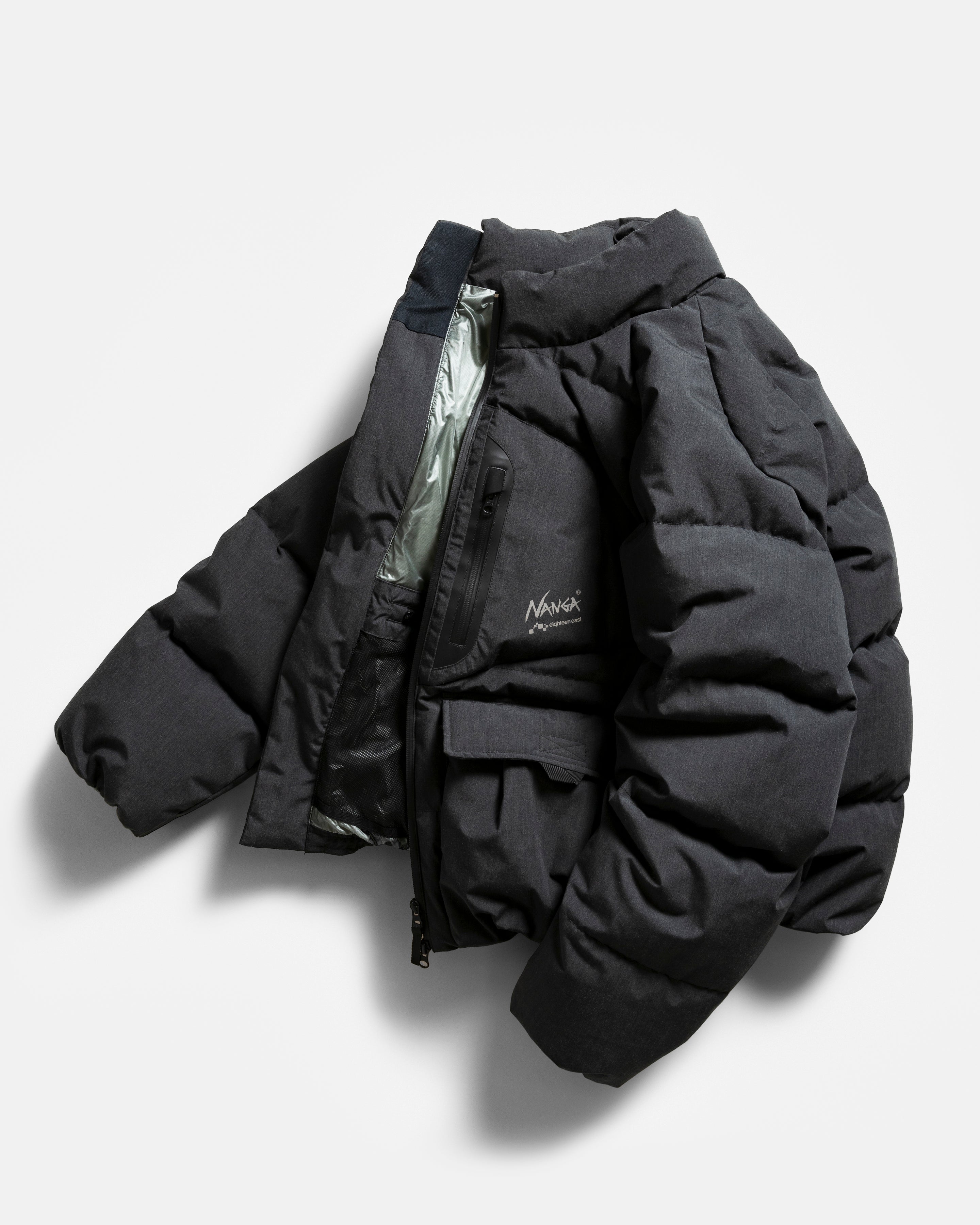 18 EAST / NANGA LOOKOUT DOWN JACKET - CHARCOAL MELANGE TAKIBI / SILVERBLUE 15DN RIPSTOP NYLON