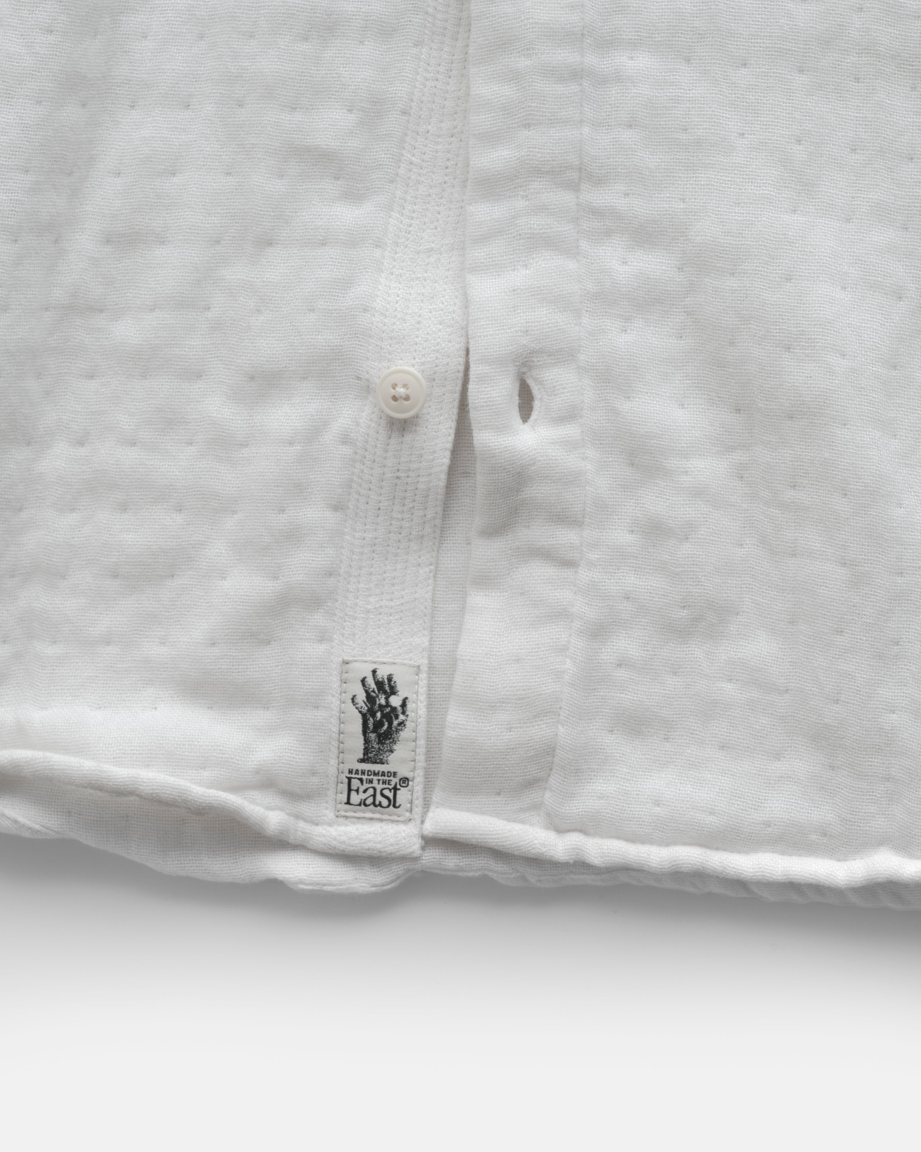 FIELD SHIRT - WHITE TRIPLE GAUZE COTTON WITH NATURALLY DYED HAND MENDING