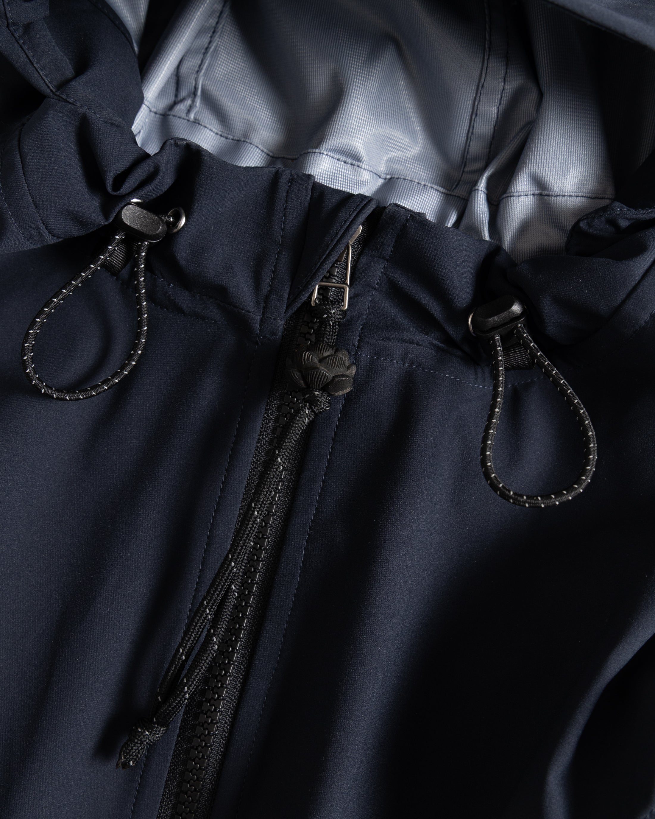 ASYMMETRICAL RAINSHADOW HOODED VEST - NOCTURN NAVY WATER-REPELLENT 3L BONDED MEMBRANE