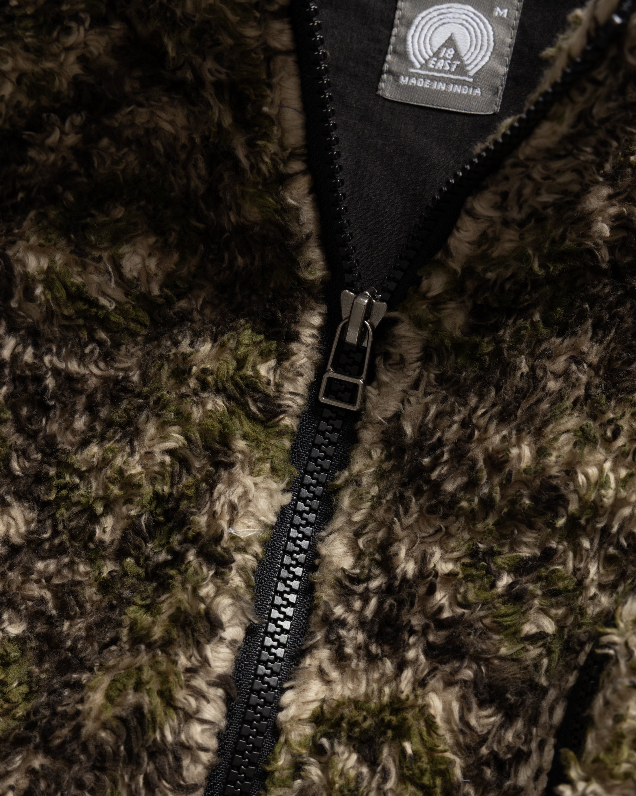 BANKS UTILITY FLEECE VEST- BLACK / ECRU / AGED OLIVE BLOCK PRINTED ORGANIC ORGANIC COTTON SHERPA