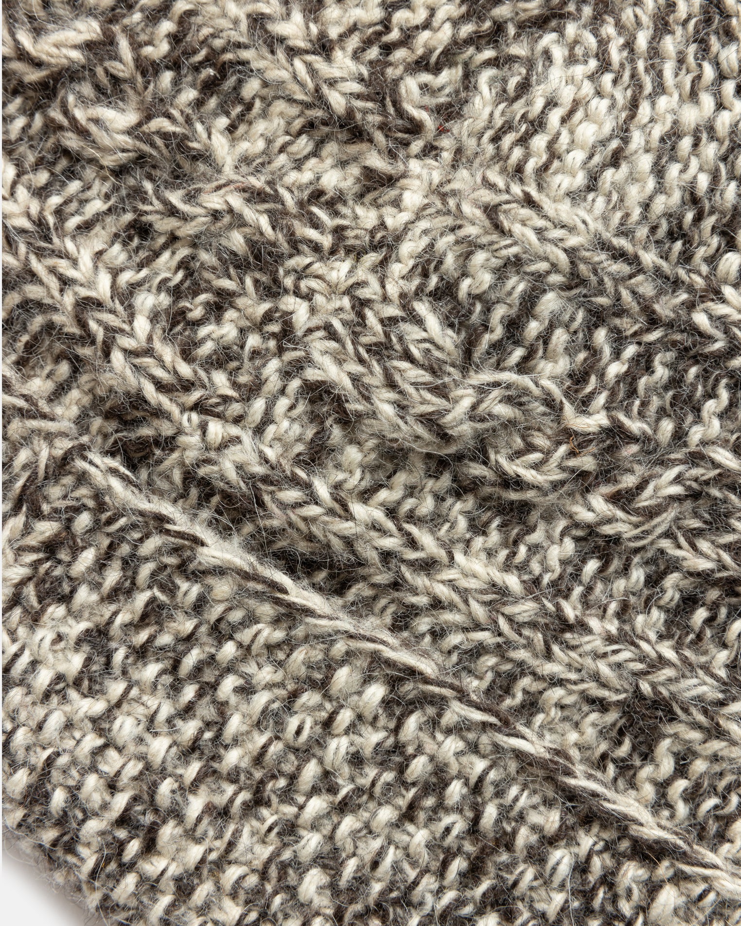 HIMALAYAN HAND-KNIT CABLED BEANIE - TONAL UNDYED NOMADIC WOOLEN MOULINÉ