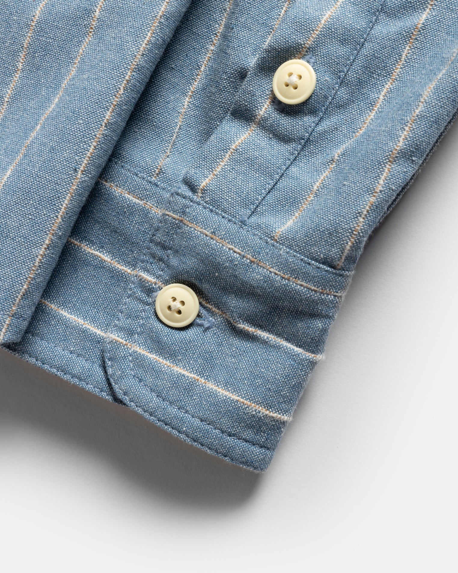 WOLF BUTTON-DOWN SHIRT - CLEARWEATHER BLUE / WHITE / TAN TWISTED STRIPE SUMMER COTTON / LINEN OXFORD