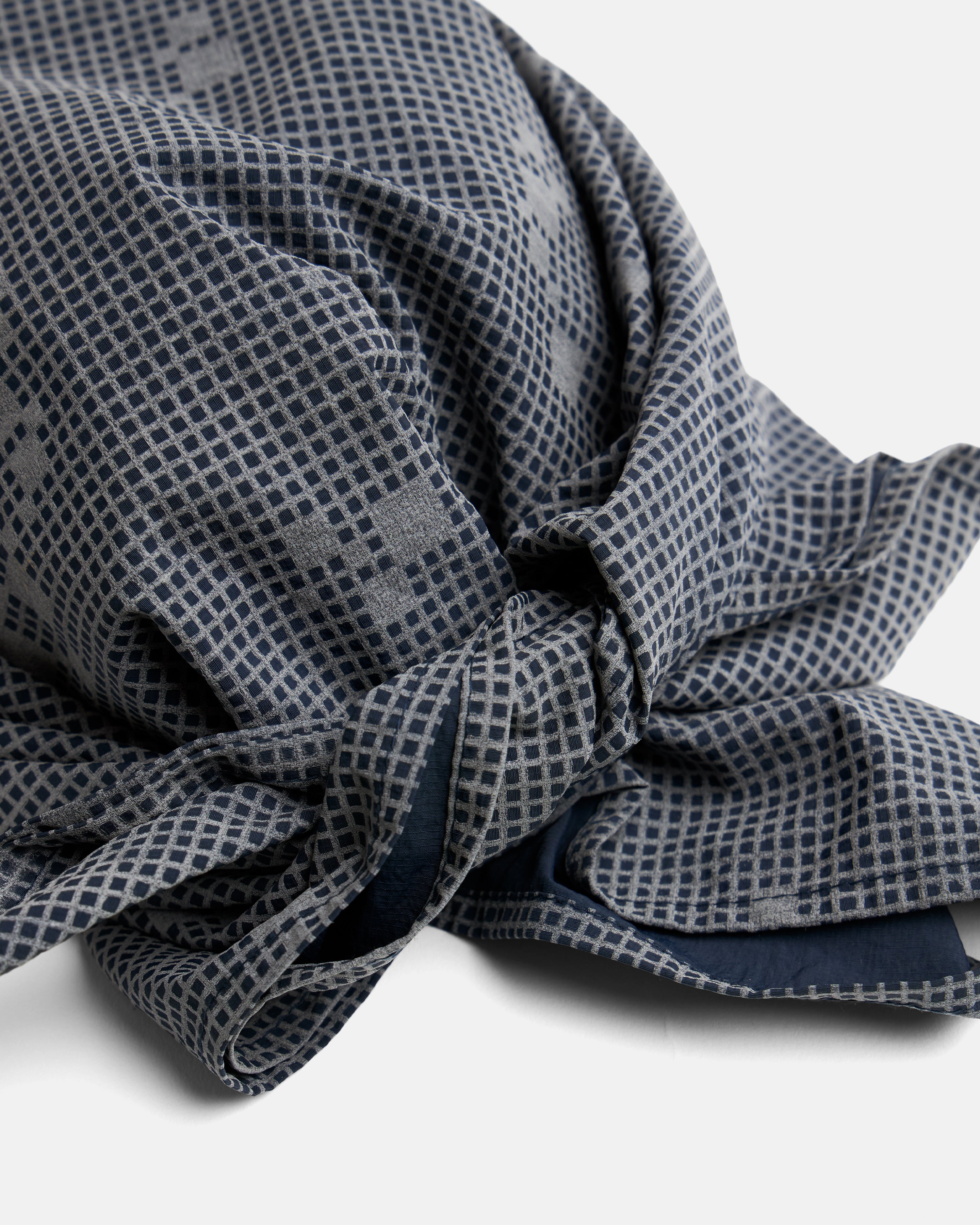 ANDREW BRIMMED BANDANA - NAVY / 3M REFLECTIVE SILVER PRINTED NYLON