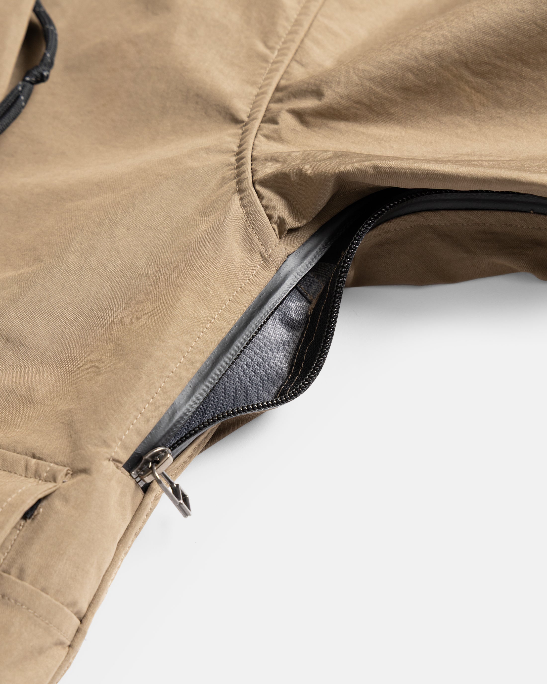 CASCADE OUTDOOR PROTECTION SYSTEM HOODED SHELL - DRIED SOIL WATER-REPELLENT 3L BONDED MEMBRANE