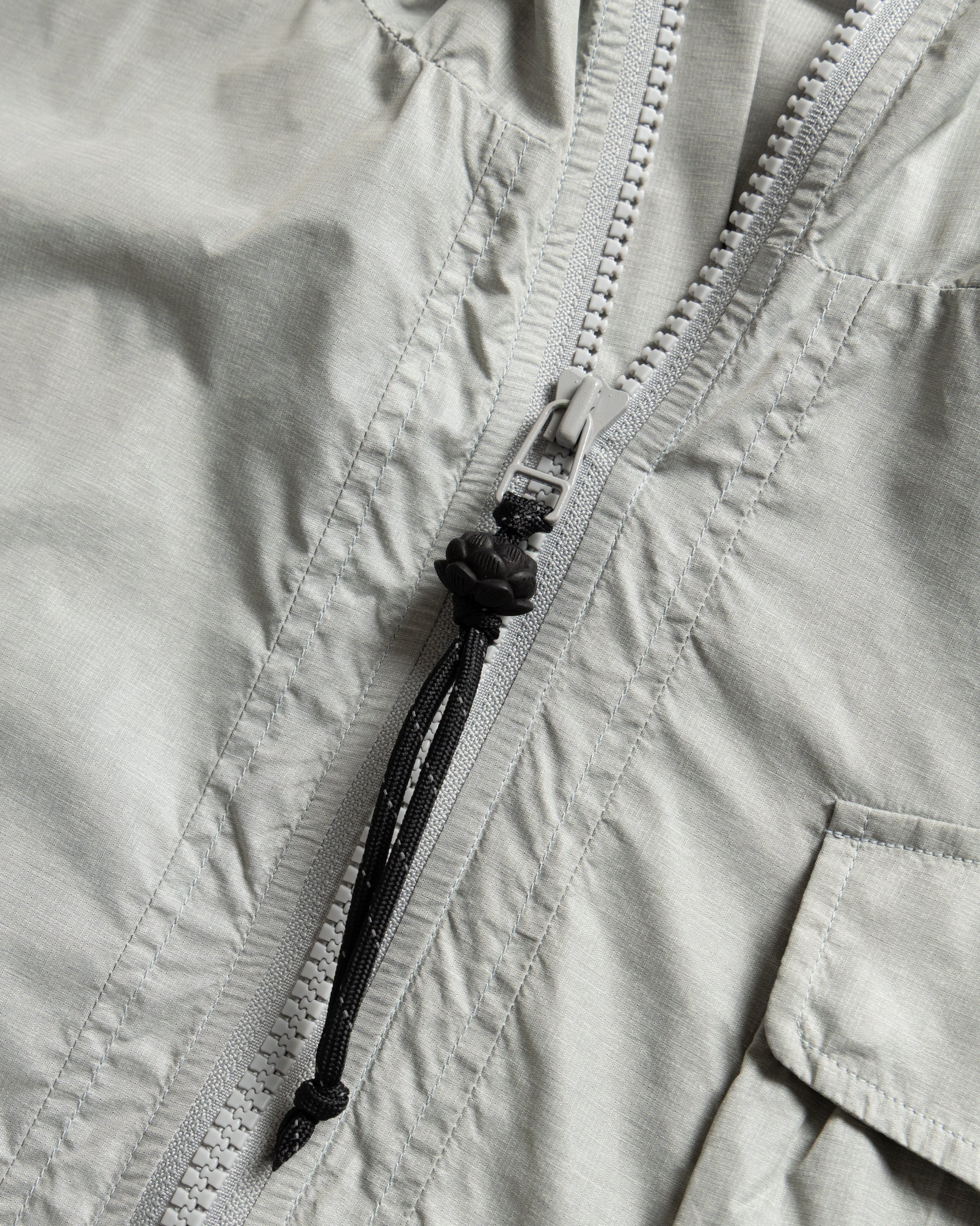 CATA HOODED JACKET - FOG HEATHER FEATHERWEIGHT MICRO RIPSTOP NYLON