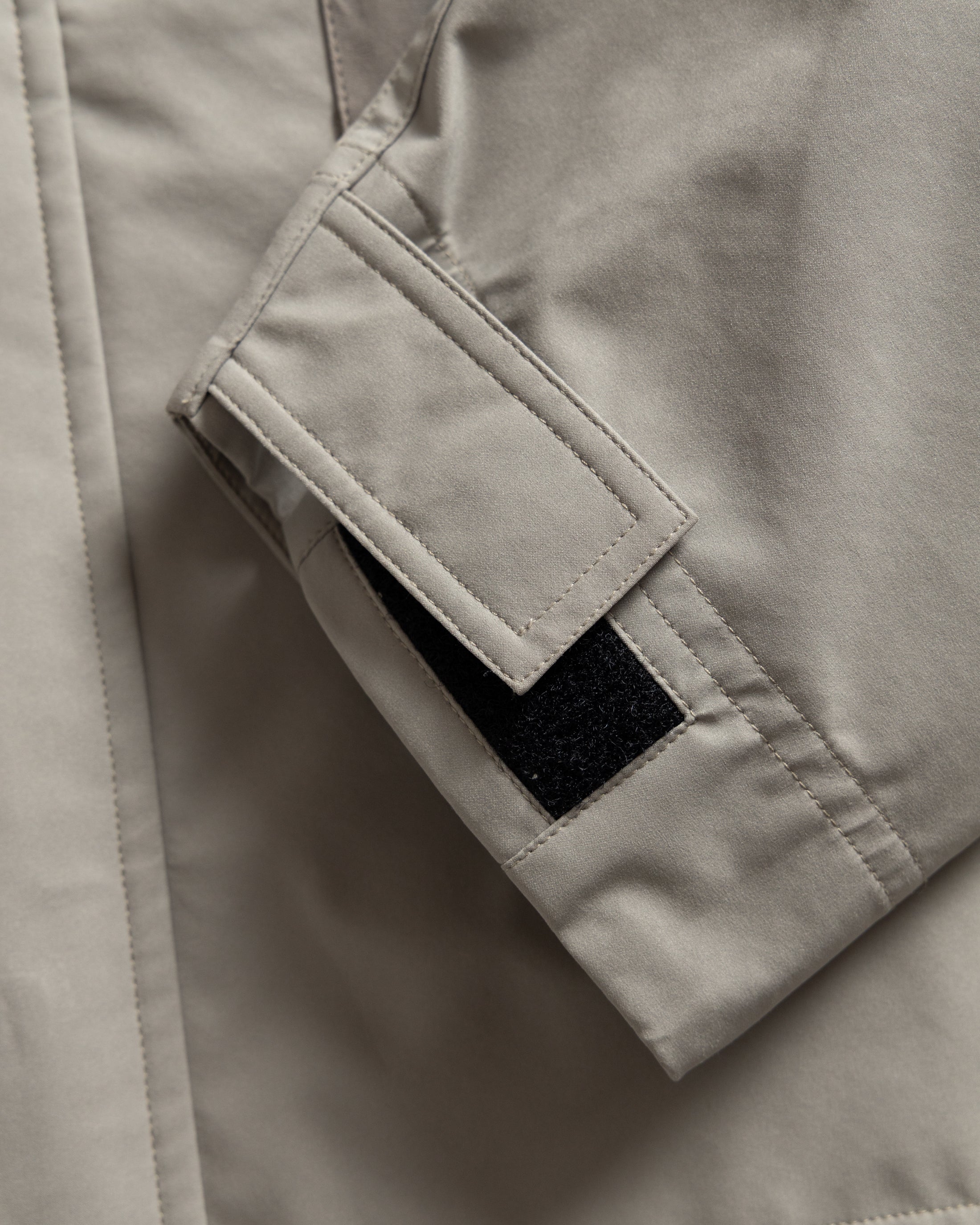 EAST STUDIES MS-120 SHIFT JACKET - STONE / MORCELLA WEATHER-REPELLENT 3L BONDED MEMBRANE