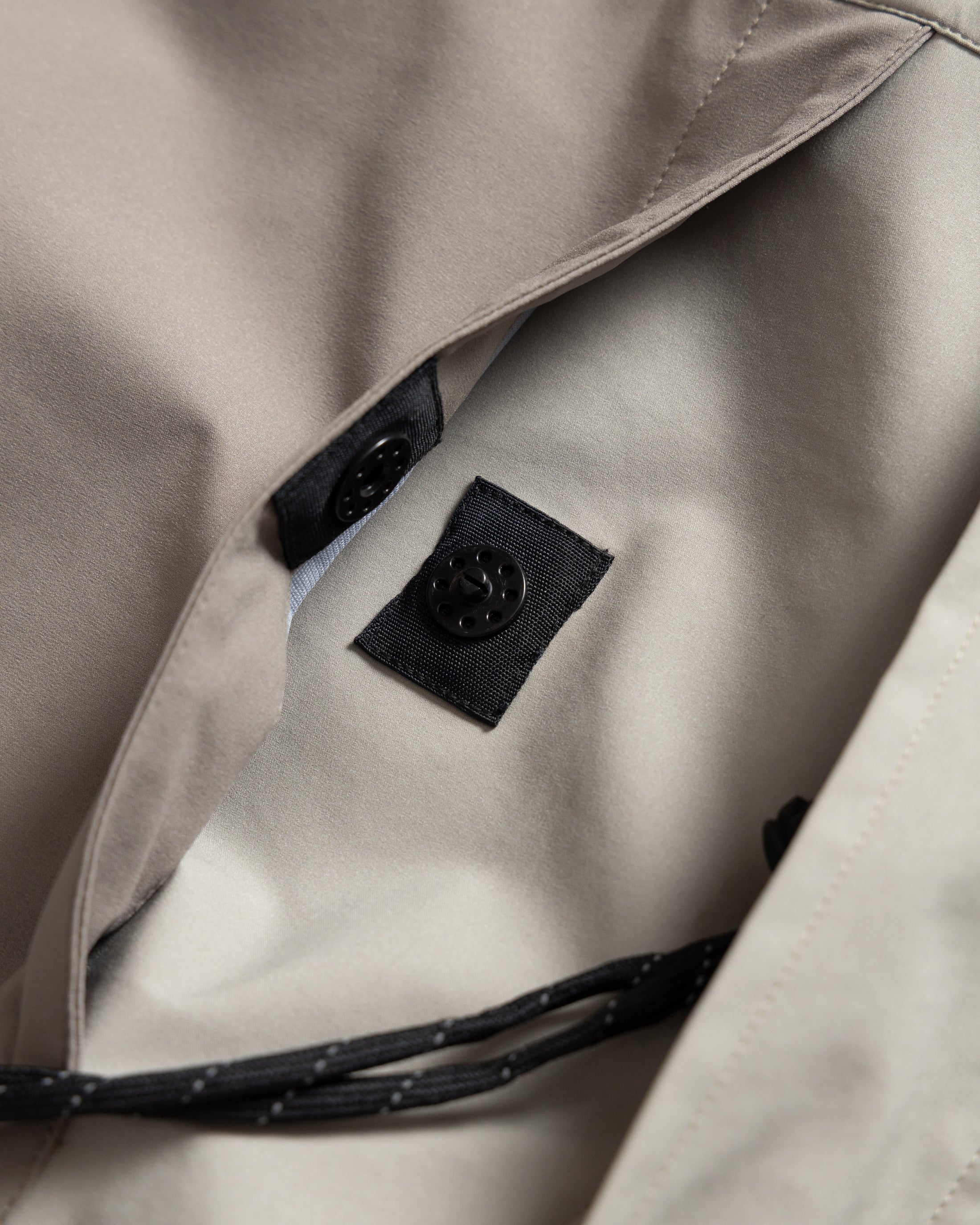 EAST STUDIES MS-120 SHIFT JACKET - STONE / MORCELLA WEATHER-REPELLENT 3L BONDED MEMBRANE