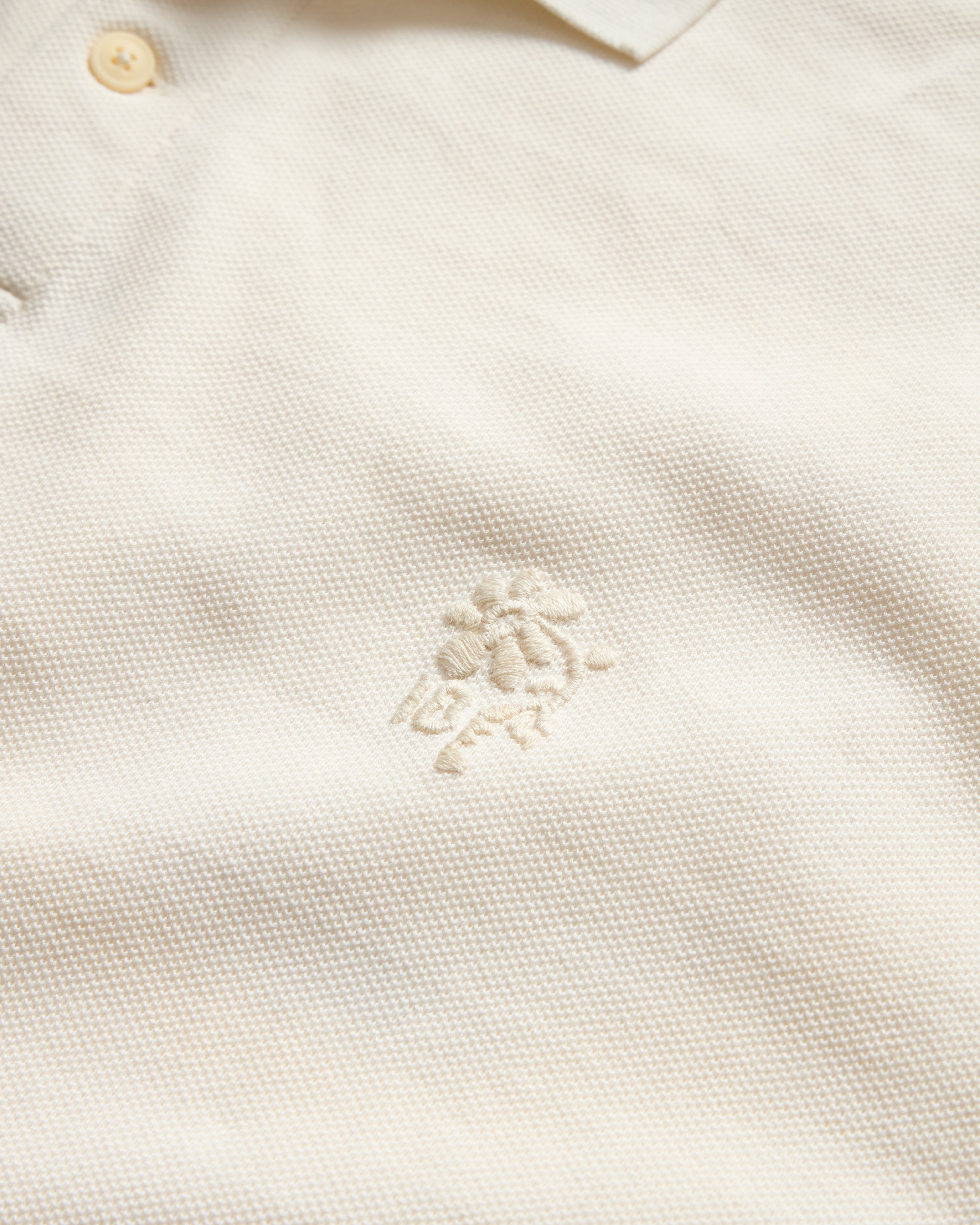 ELM S/S POLO - NOT QUITE WHITE ALL COTTON PIQUE