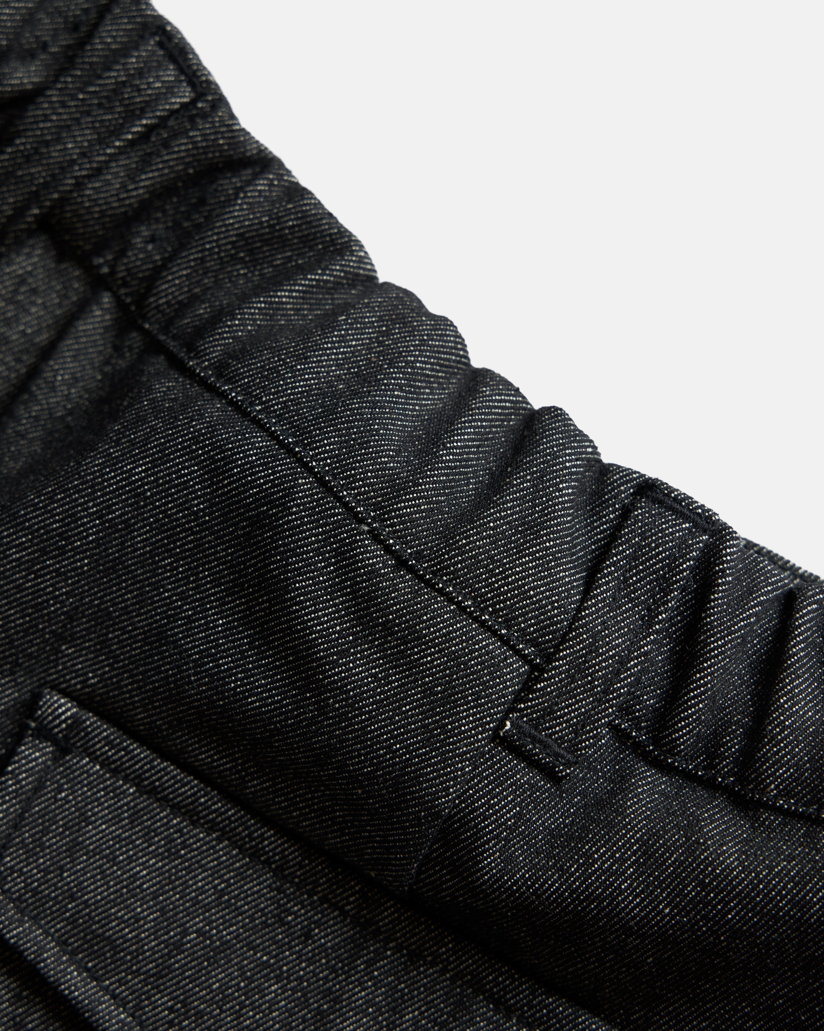 EMERY PLEATED BIG SHORTS - BLACK 13oz. RAW DENIM