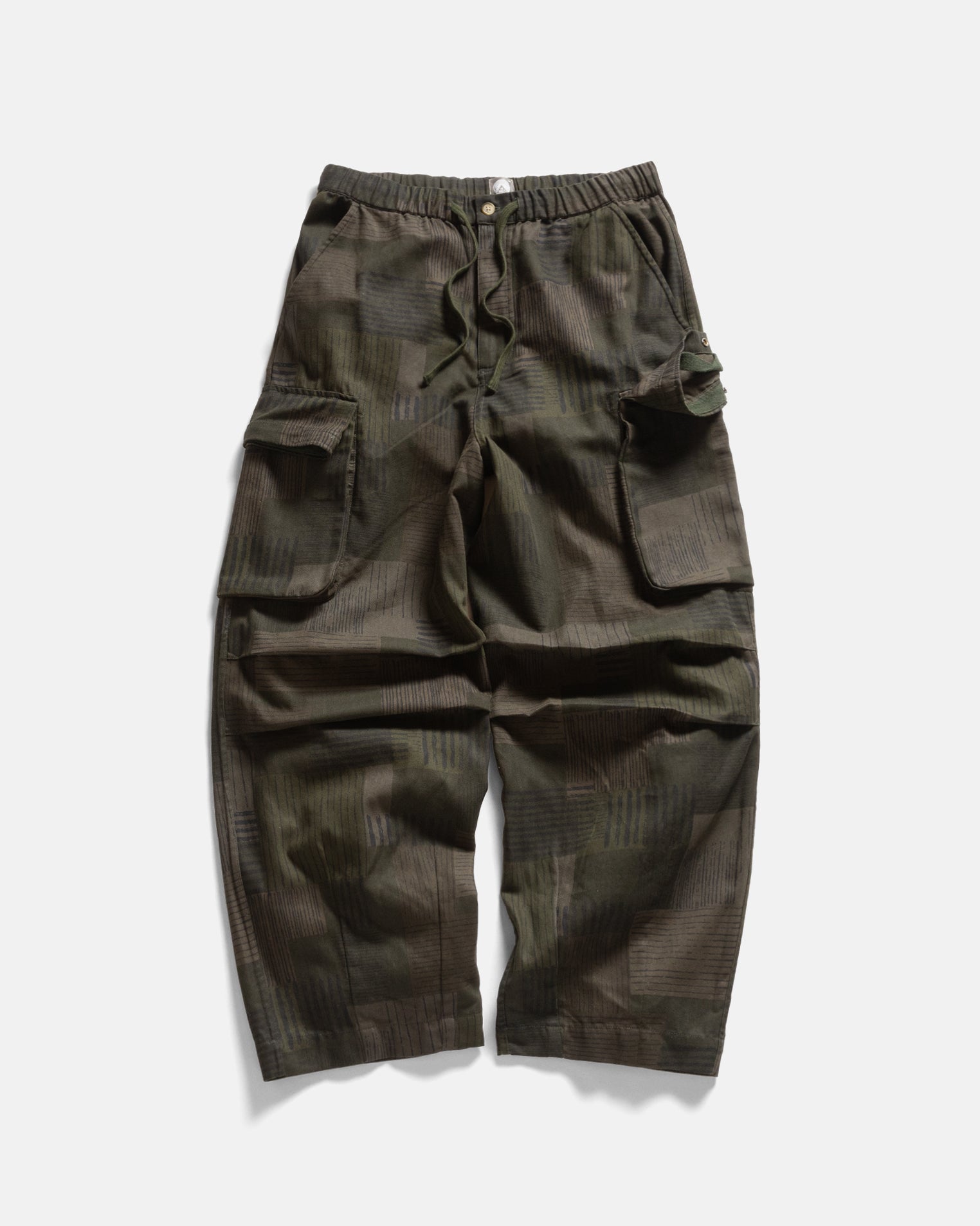 BLEECKER CARGO BALLOON PANT - OLIVE SMOKE OVERDYED "STRIPES & SQUARES" HAND SCREENED HBT COTTON