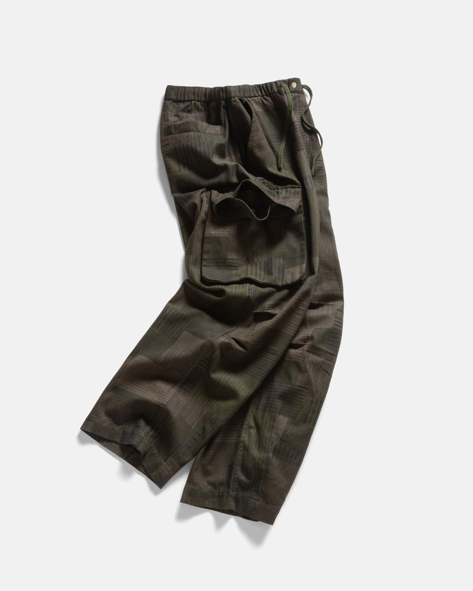 BLEECKER CARGO BALLOON PANT - OLIVE SMOKE OVERDYED "STRIPES & SQUARES" HAND SCREENED HBT COTTON