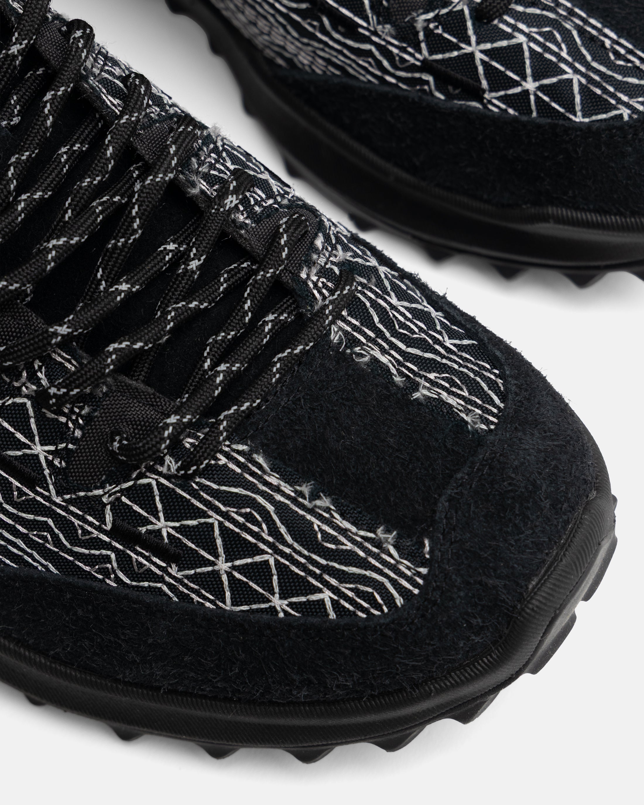 18 EAST x KEEN JASPER ZIONIC - BLACK / SILVER EMBROIDERED BALLISTIC NYLON AND SUEDE