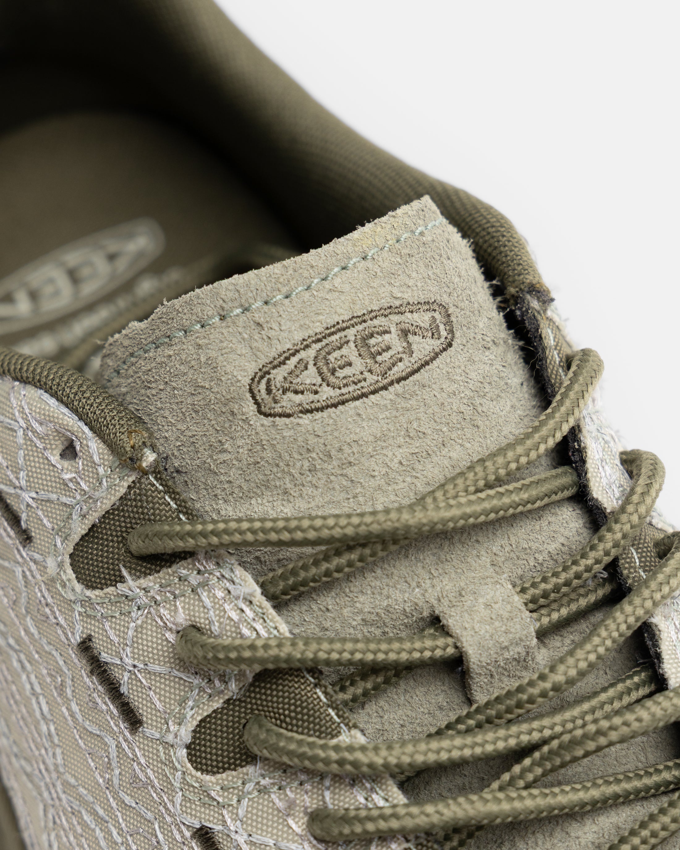 18 EAST x KEEN JASPER ZIONIC - ABBEY STONE / MERMAID / KALAMATA EMBROIDERED BALLISTIC NYLON AND SUEDE