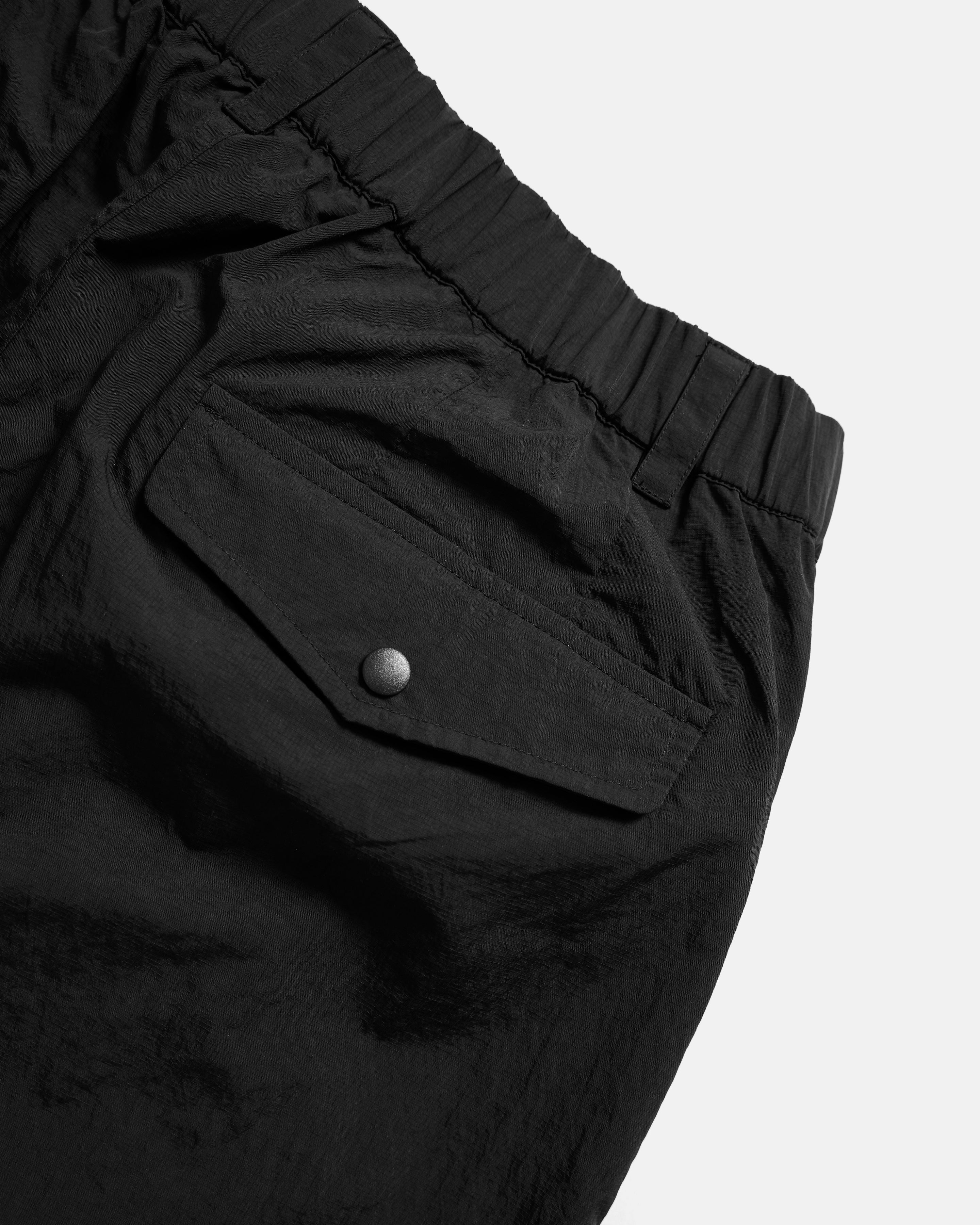 KELL PLEATED BIG PANT - BLACK FEATHERWEIGHT MICRO RIPSTOP NYLON