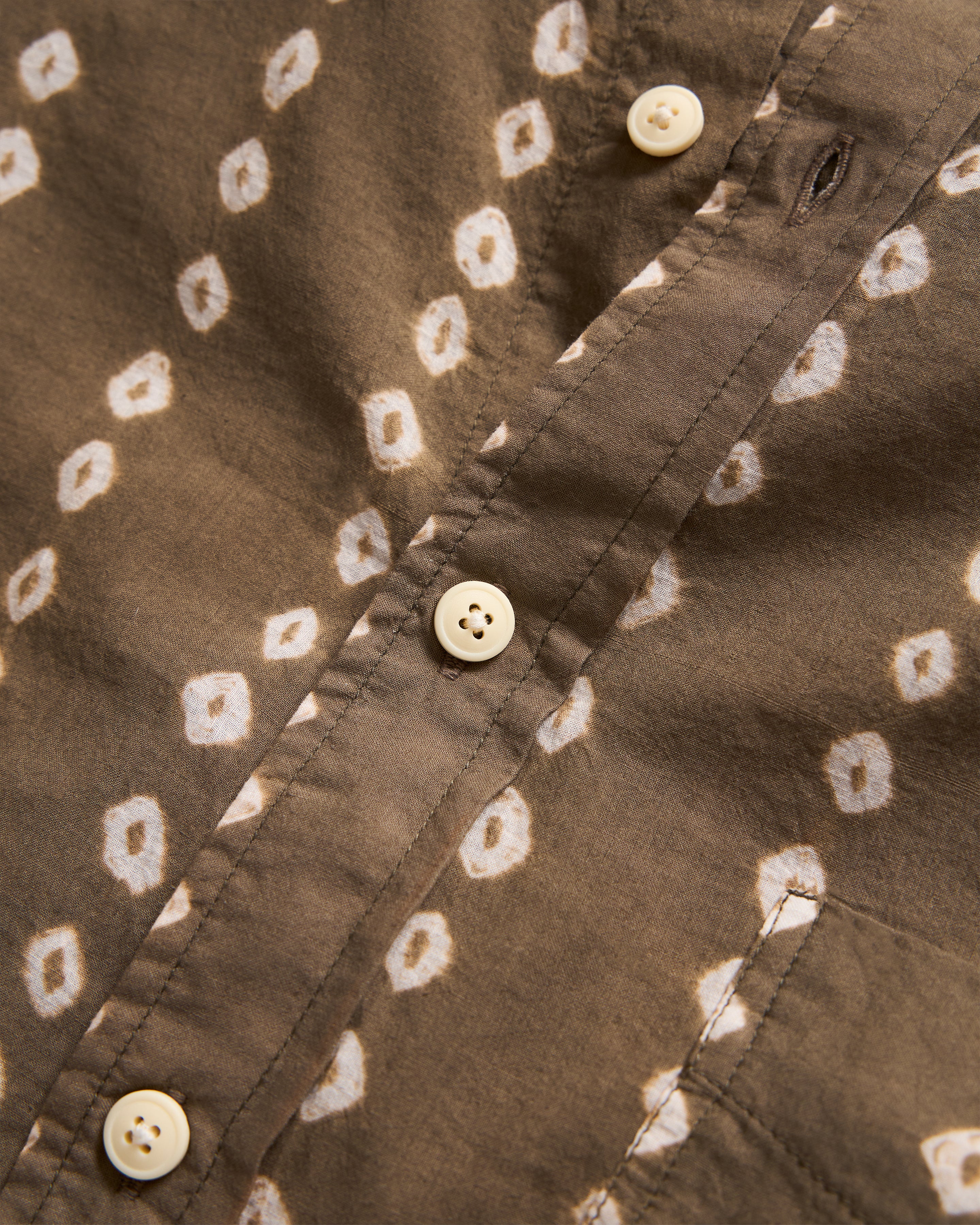 JESPER VINTAGE BUTTON DOWN SHIRT - MOCHA E PISTACCHIO / ECRU BANDHANI RESIST-DYE STRIPED FEATHERWEIGHT KHADI COTTON