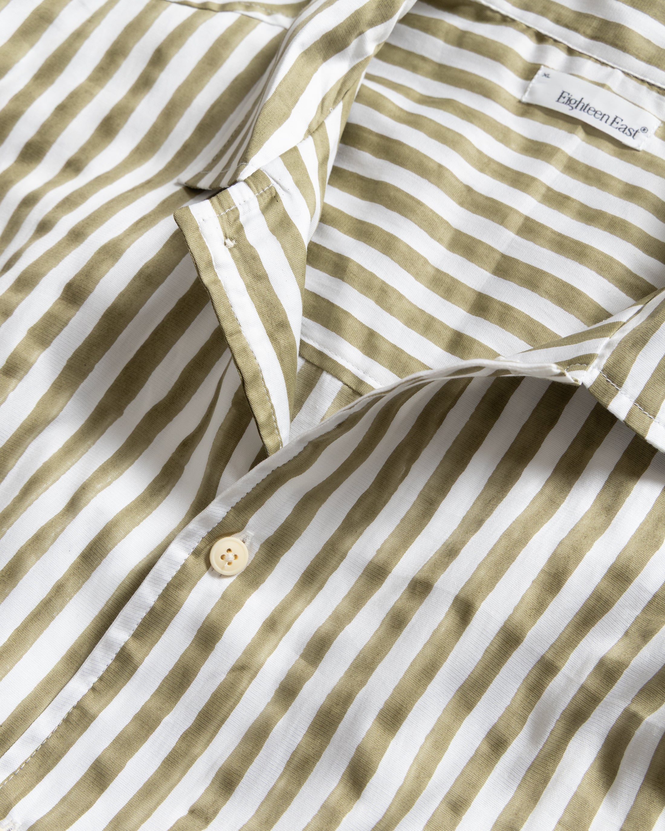 DORMIRE PYJAMA SHIRT - ECRU / WASHED OLIVE HAND-BLOCKPRINTED SUVIN COTTON