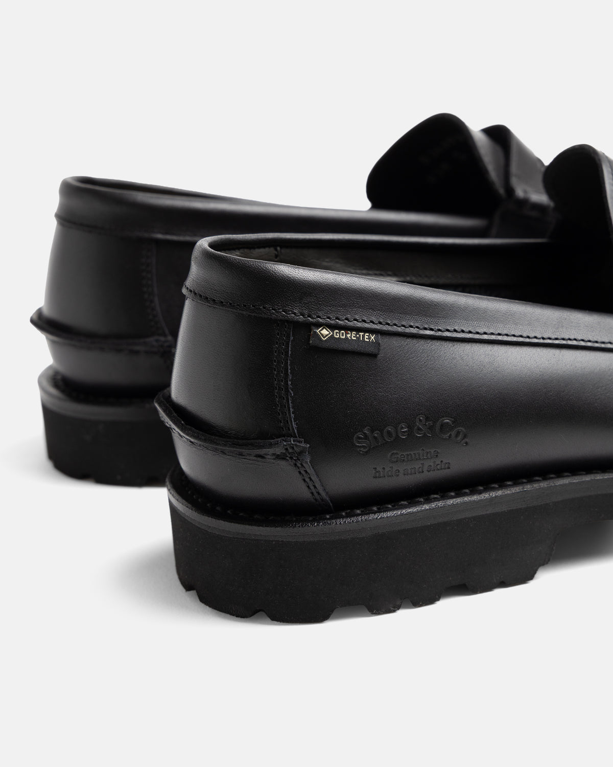 REGAL SHOE & CO. GORE-TEX BEEFROLL PENNY LOAFER - BLACK CALF LEATHER