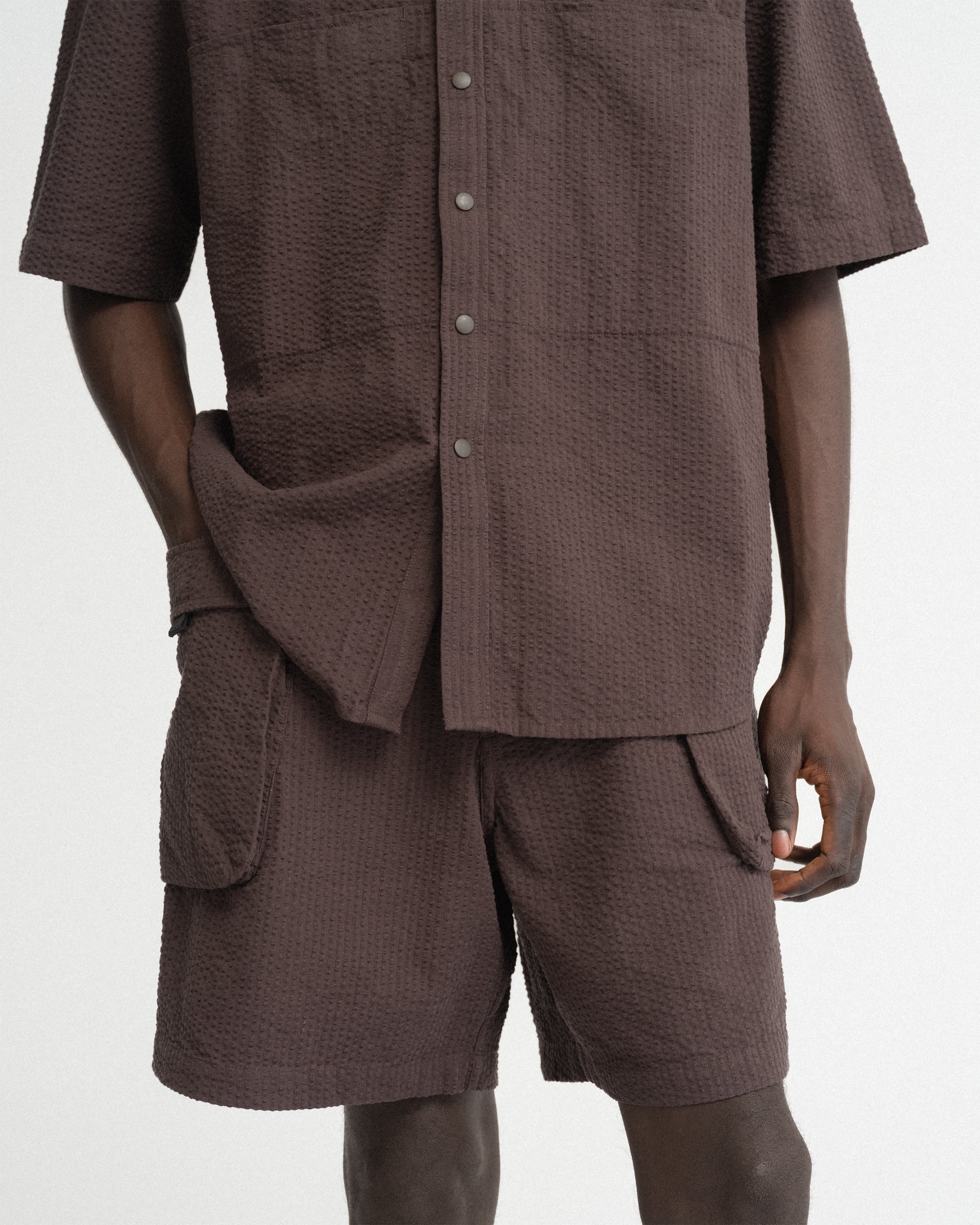 VETTI UTILITY SHORTS - TONAL FONDENTE COTTON SEERSUCKER