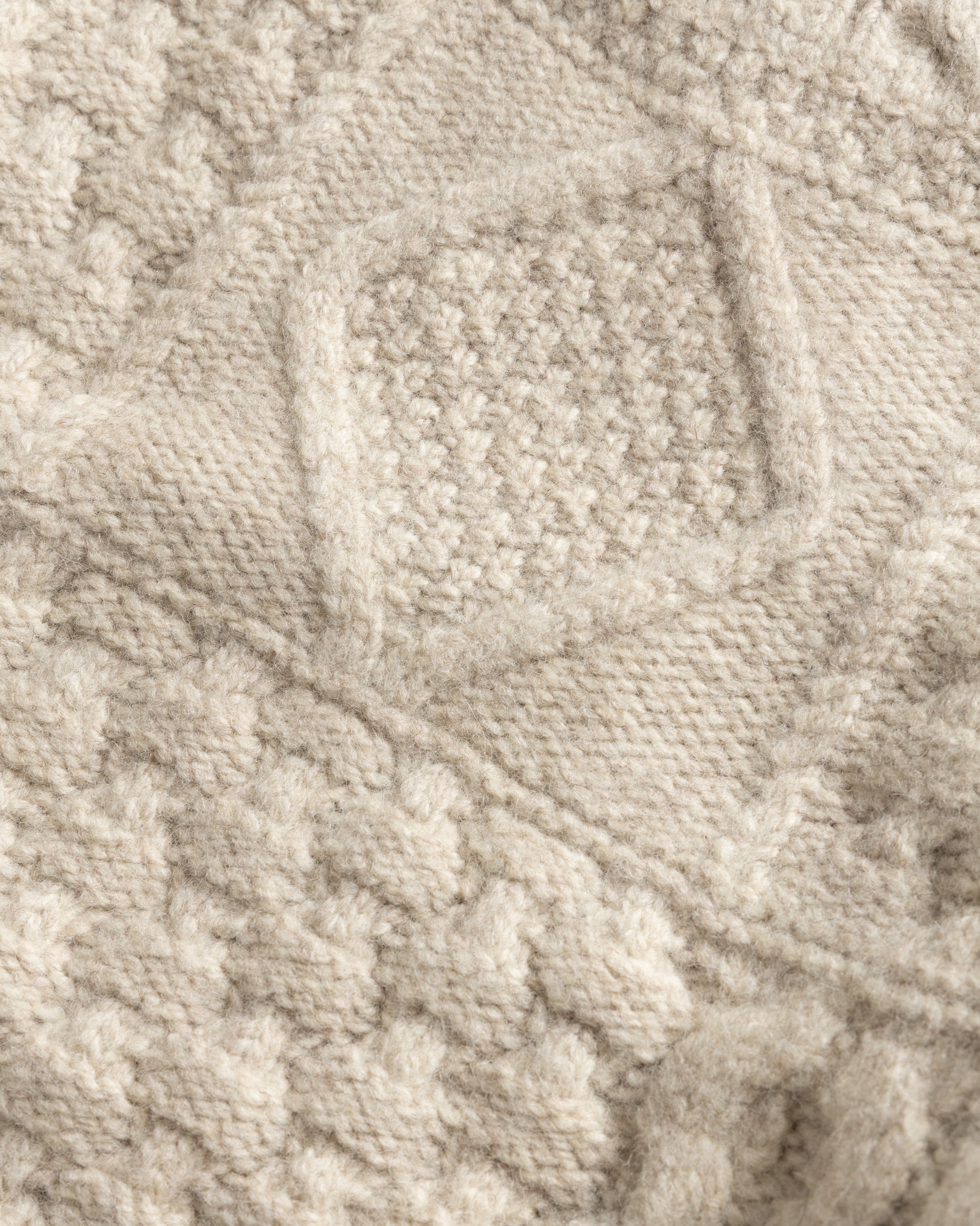 DOVER RUGGED CABLEKNIT CREWNECK SWEATER - UNDYED ANDEAN WOOL