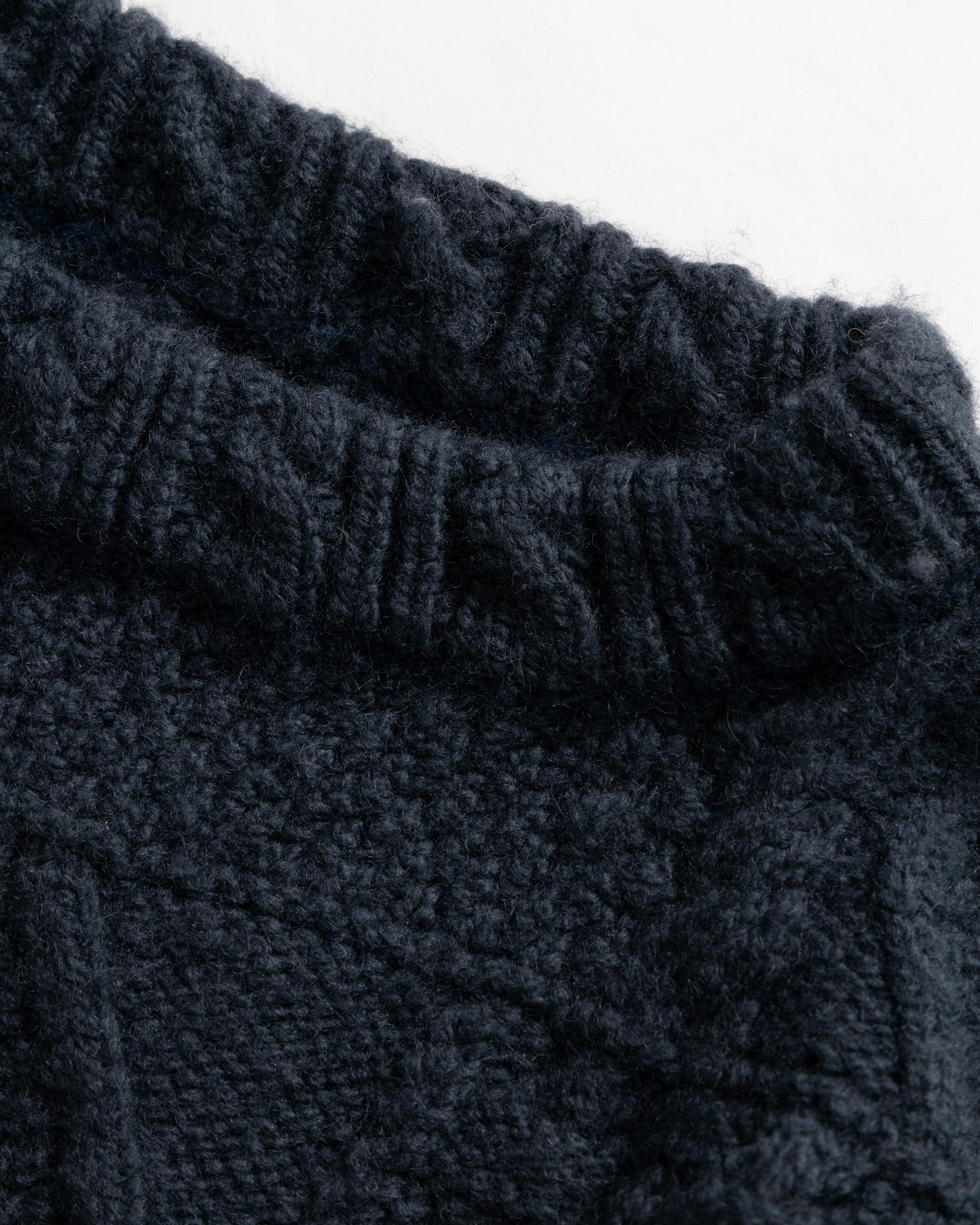 DOVER RUGGED CABLEKNIT CREWNECK SWEATER - NAVY ANDEAN WOOL