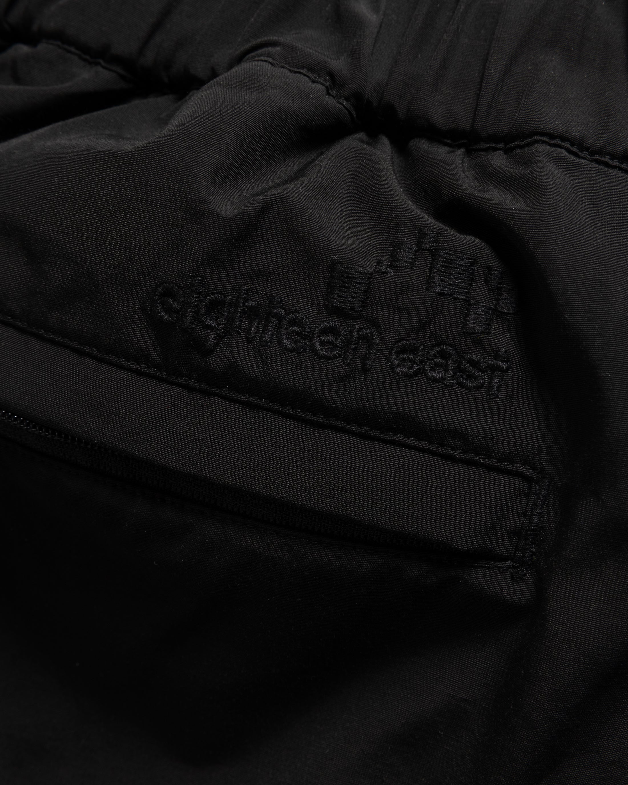 WARREN TREK SHORTS - BLACK WATER-REPELLENT 60/40 MOUNTAIN CLOTH WITH FULL MESH LINING