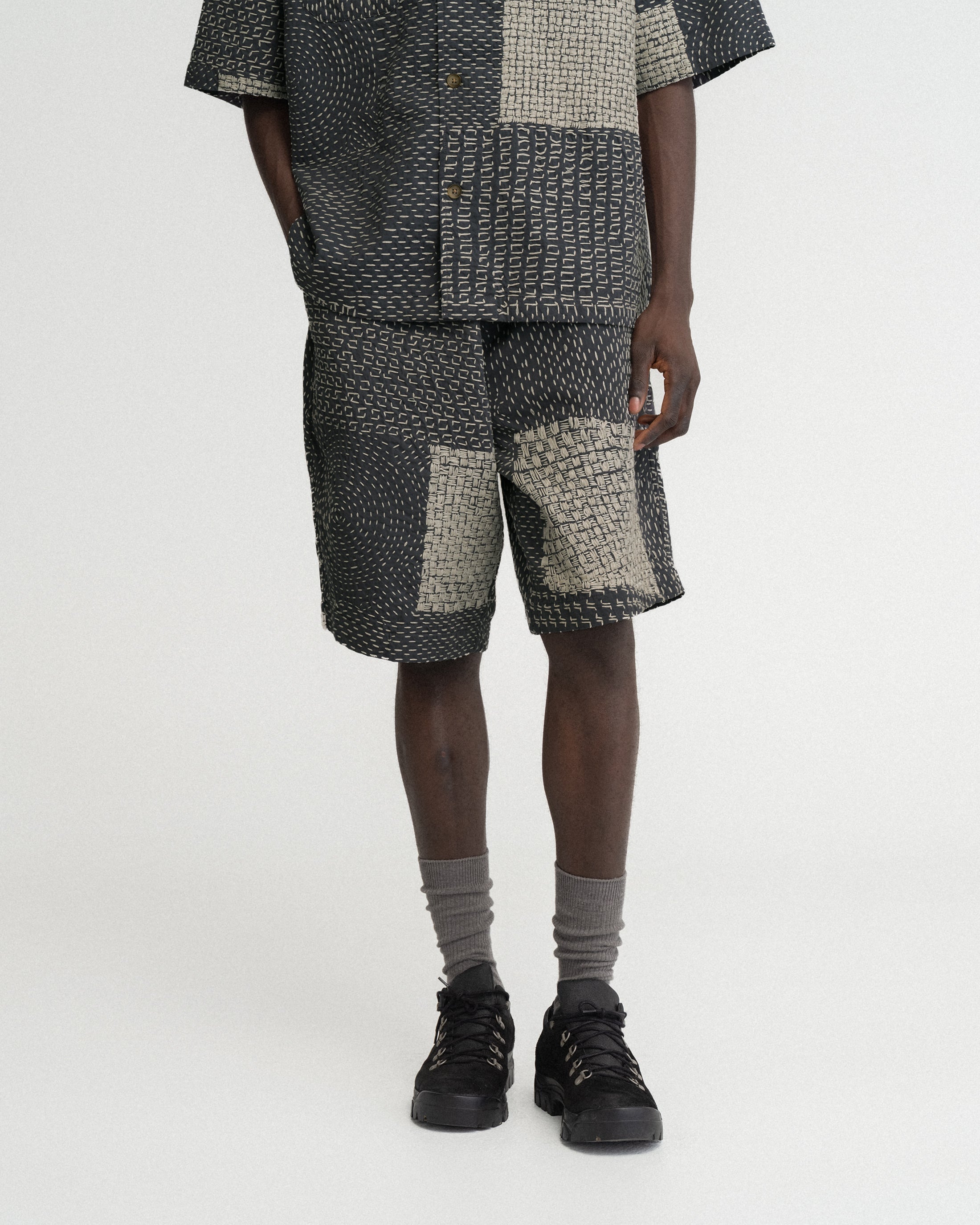 JAIPUR EASY SHORTS - WASHED SLATE/ECRU PATCHWORK KANTHA STITCHED