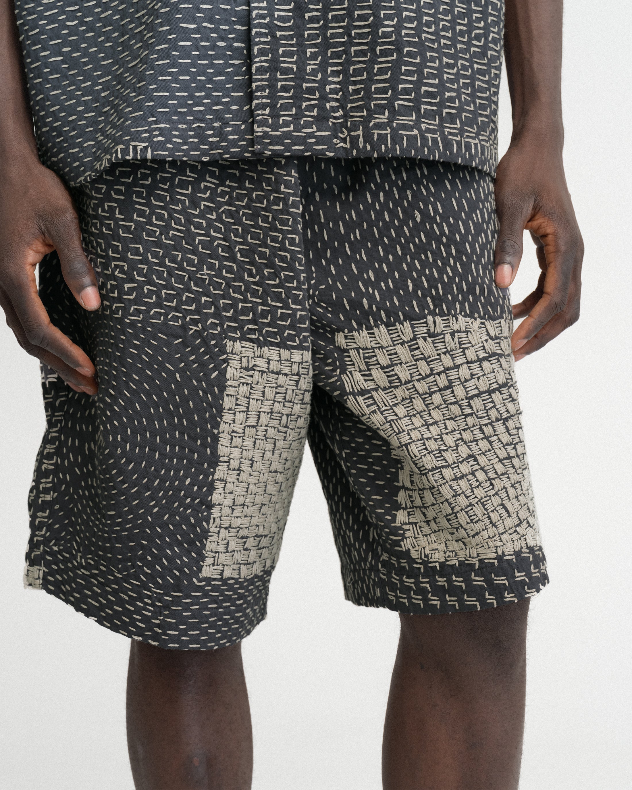 JAIPUR EASY SHORTS - WASHED SLATE/ECRU PATCHWORK KANTHA STITCHED
