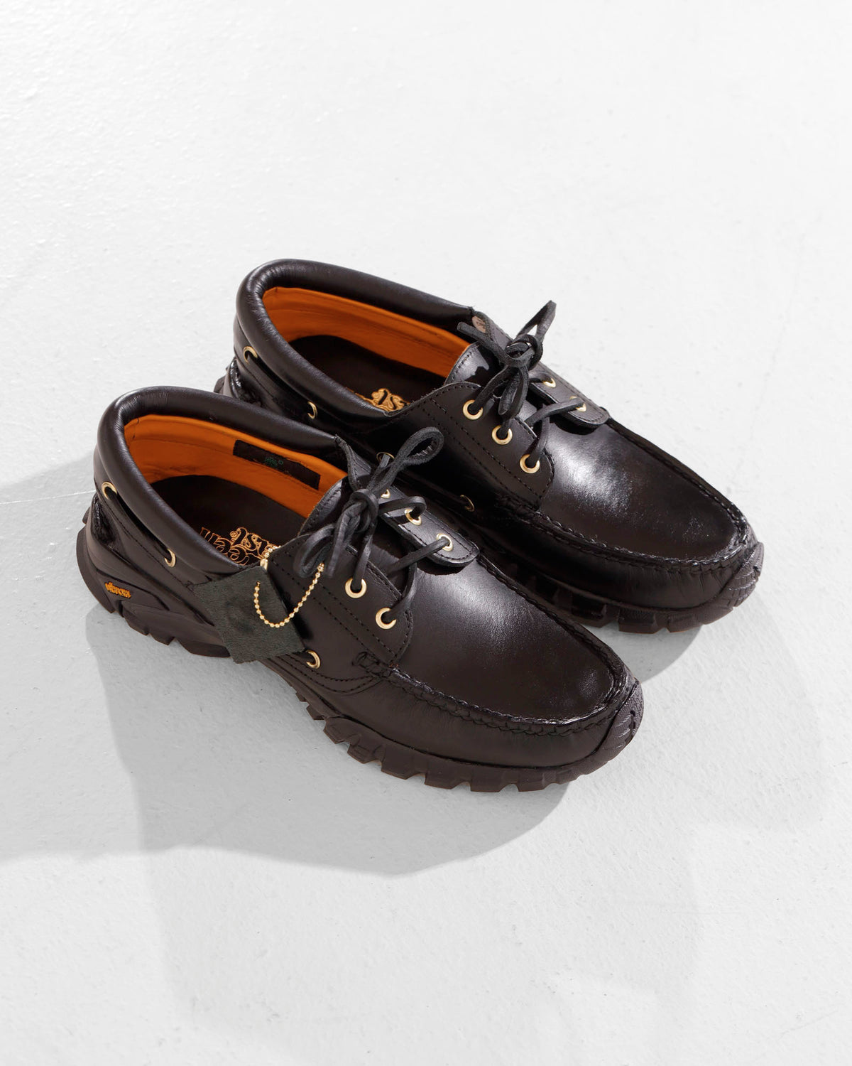 GOODS & SERVICES X 18 EAST TIMBERLAND 3-EYE - BLACK