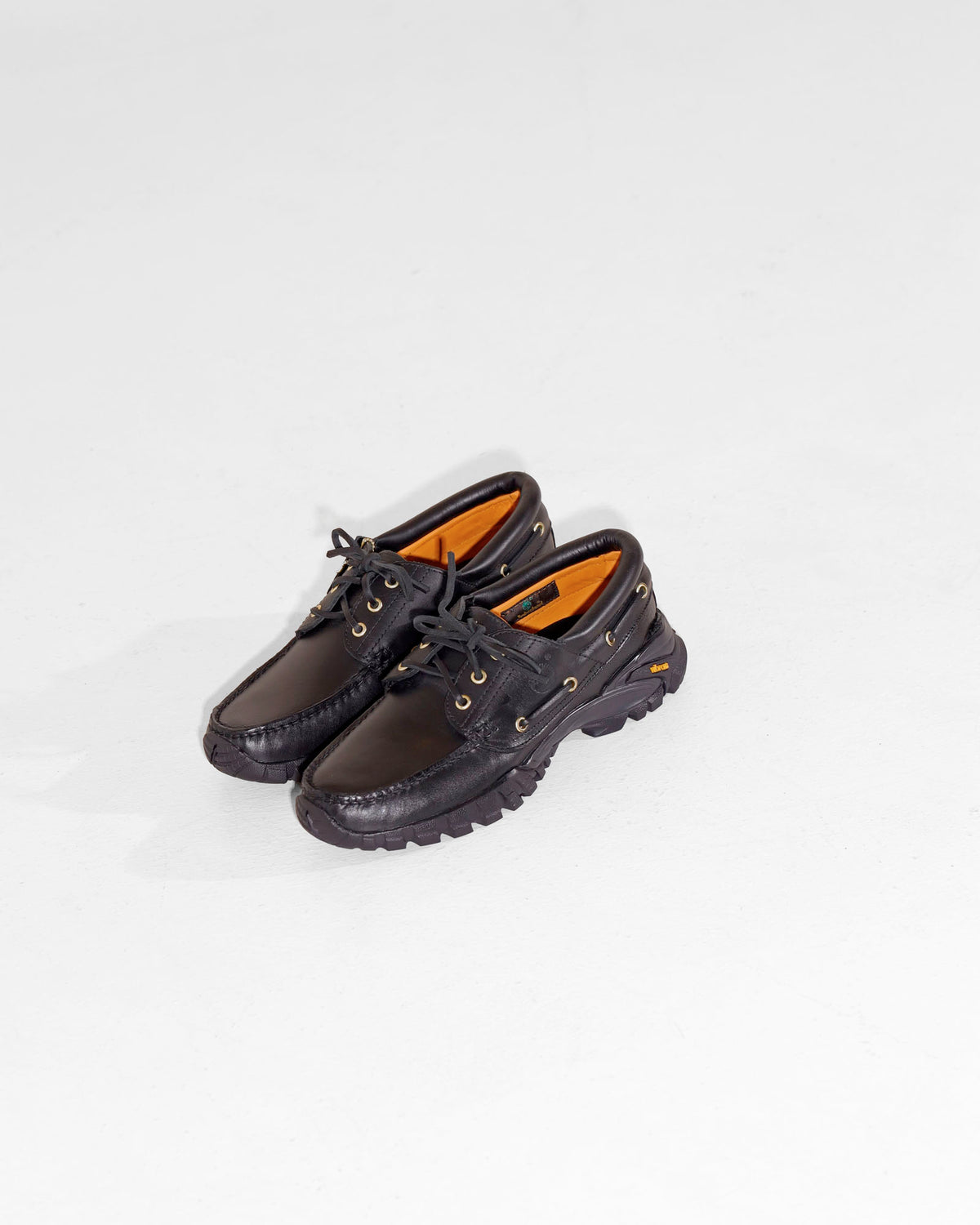 GOODS & SERVICES X 18 EAST TIMBERLAND 3-EYE - BLACK