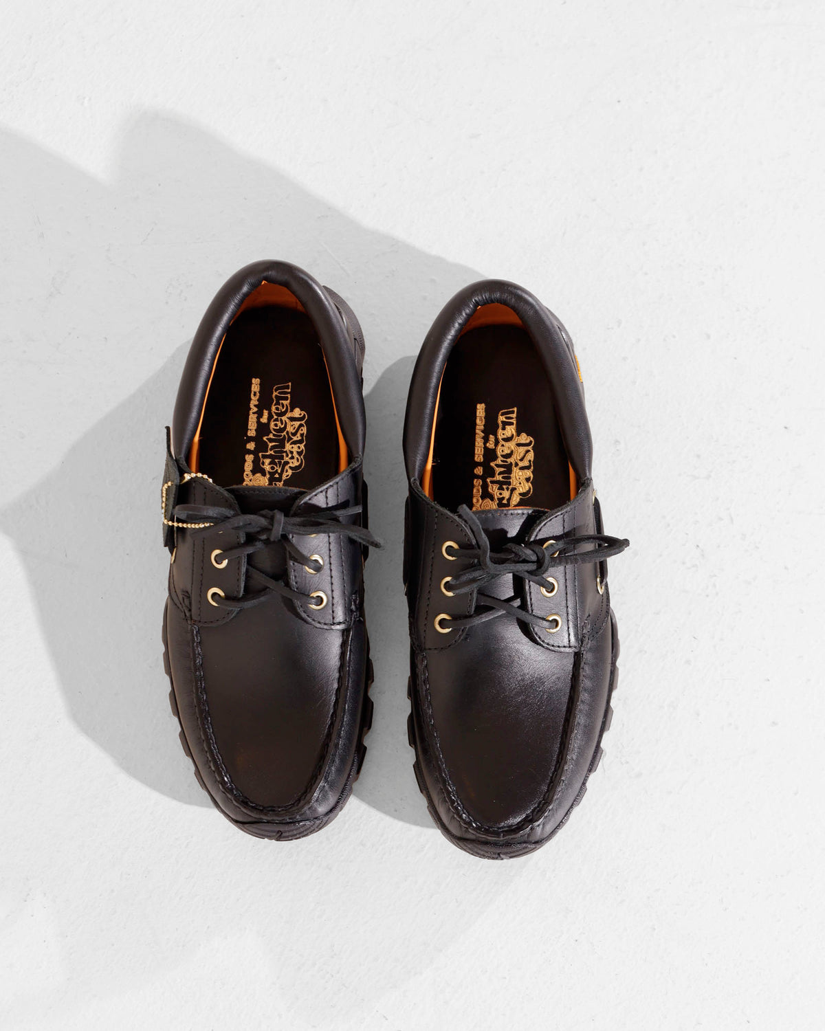 GOODS & SERVICES X 18 EAST TIMBERLAND 3-EYE - BLACK