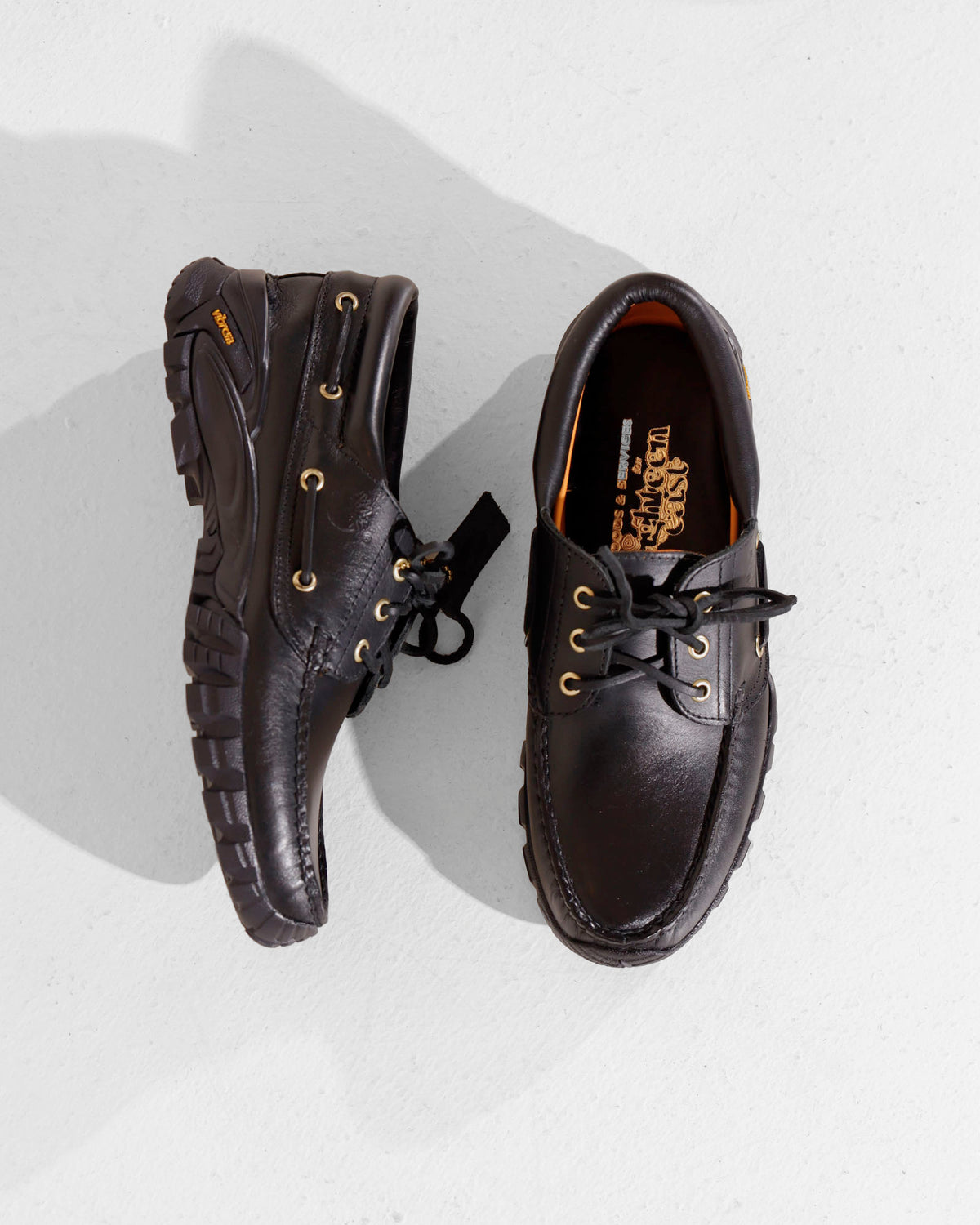 GOODS & SERVICES X 18 EAST TIMBERLAND 3-EYE - BLACK