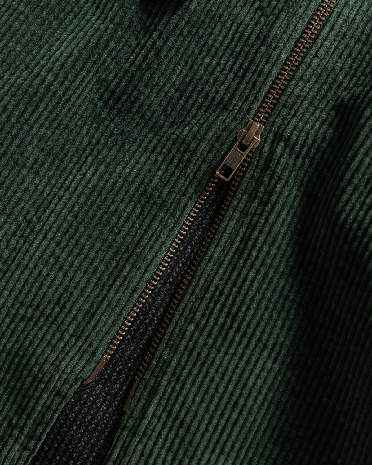 ZIP SHELTER SERVICE SHACKET - DEEP JADE FLECK / BLACK SILK & COTTON CORDUROY
